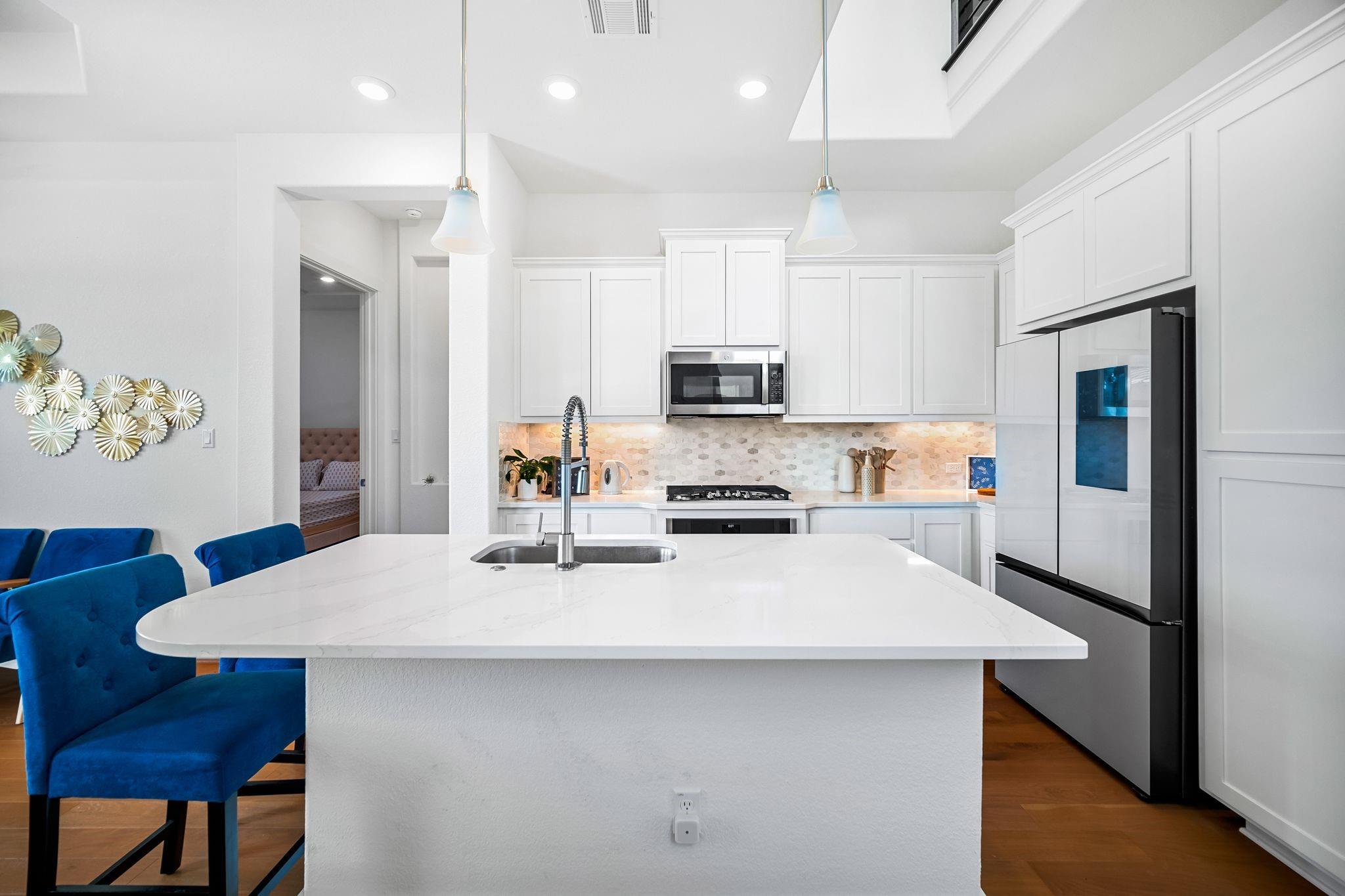 303 Cartwheel Bnd, Austin, TX 78738