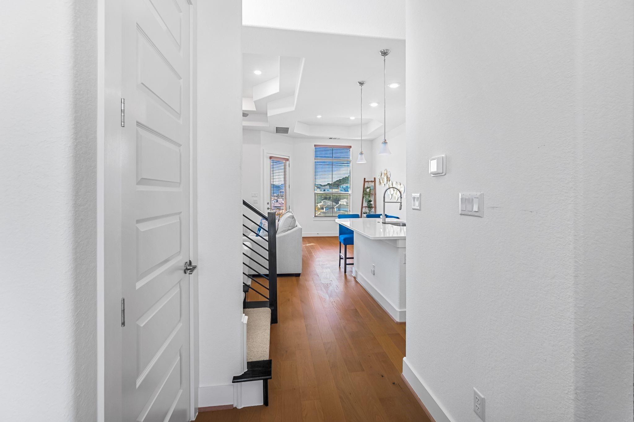 303 Cartwheel Bnd, Austin, TX 78738