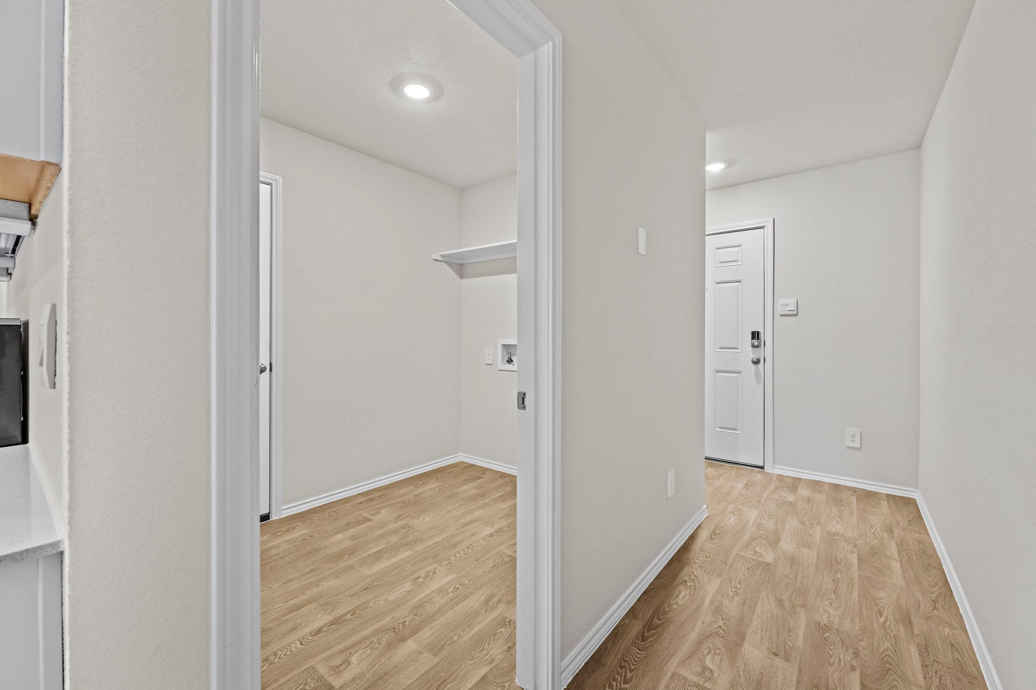 405 Wild Goose Dr, Luling, TX 78648