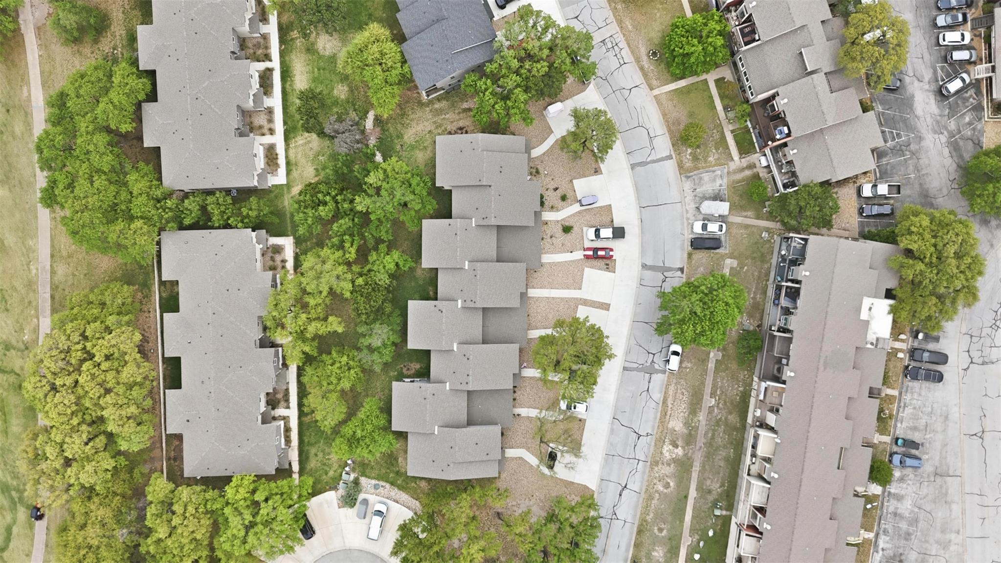 512 Palmer Dr, Lago Vista, TX 78645