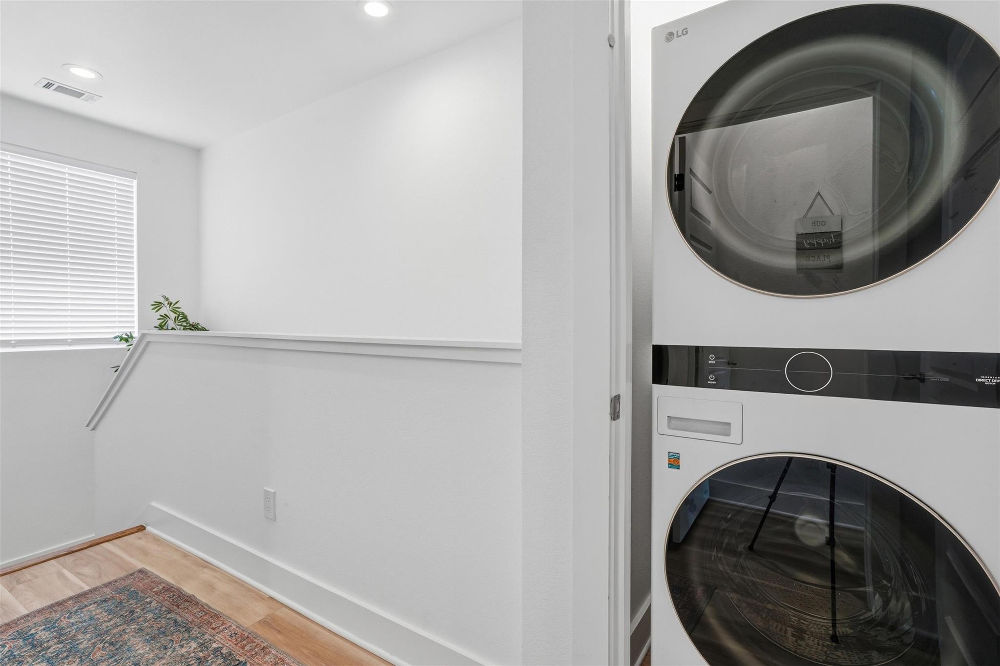 512 Palmer Dr, Lago Vista, TX 78645