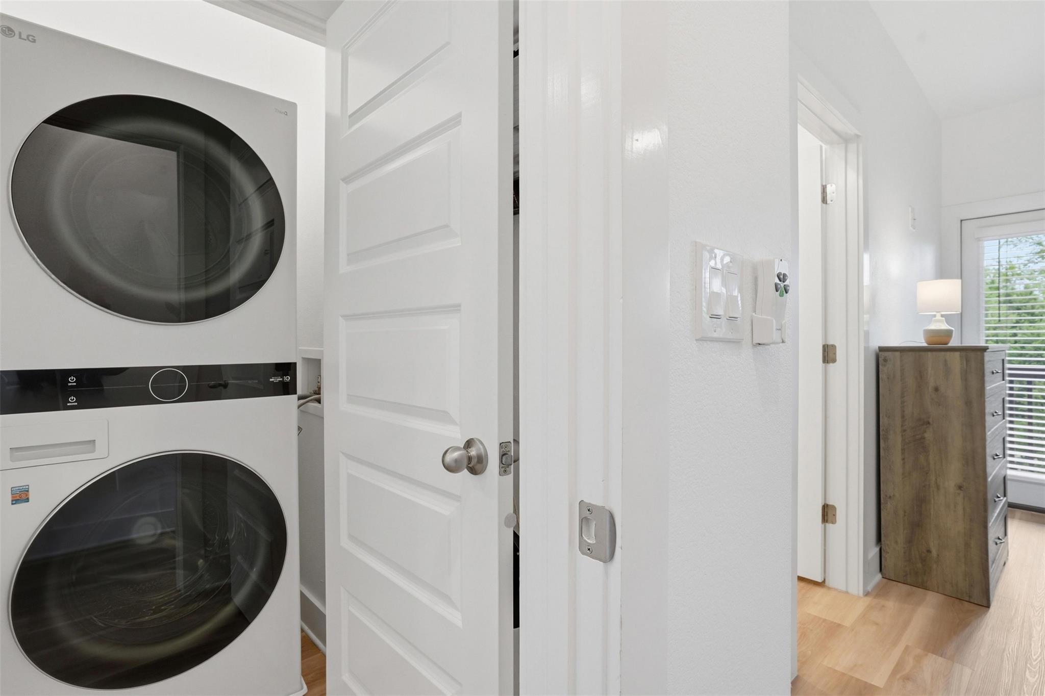 512 Palmer Dr, Lago Vista, TX 78645