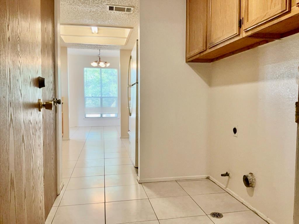 12120 Thompkins Dr, Austin, TX 78753