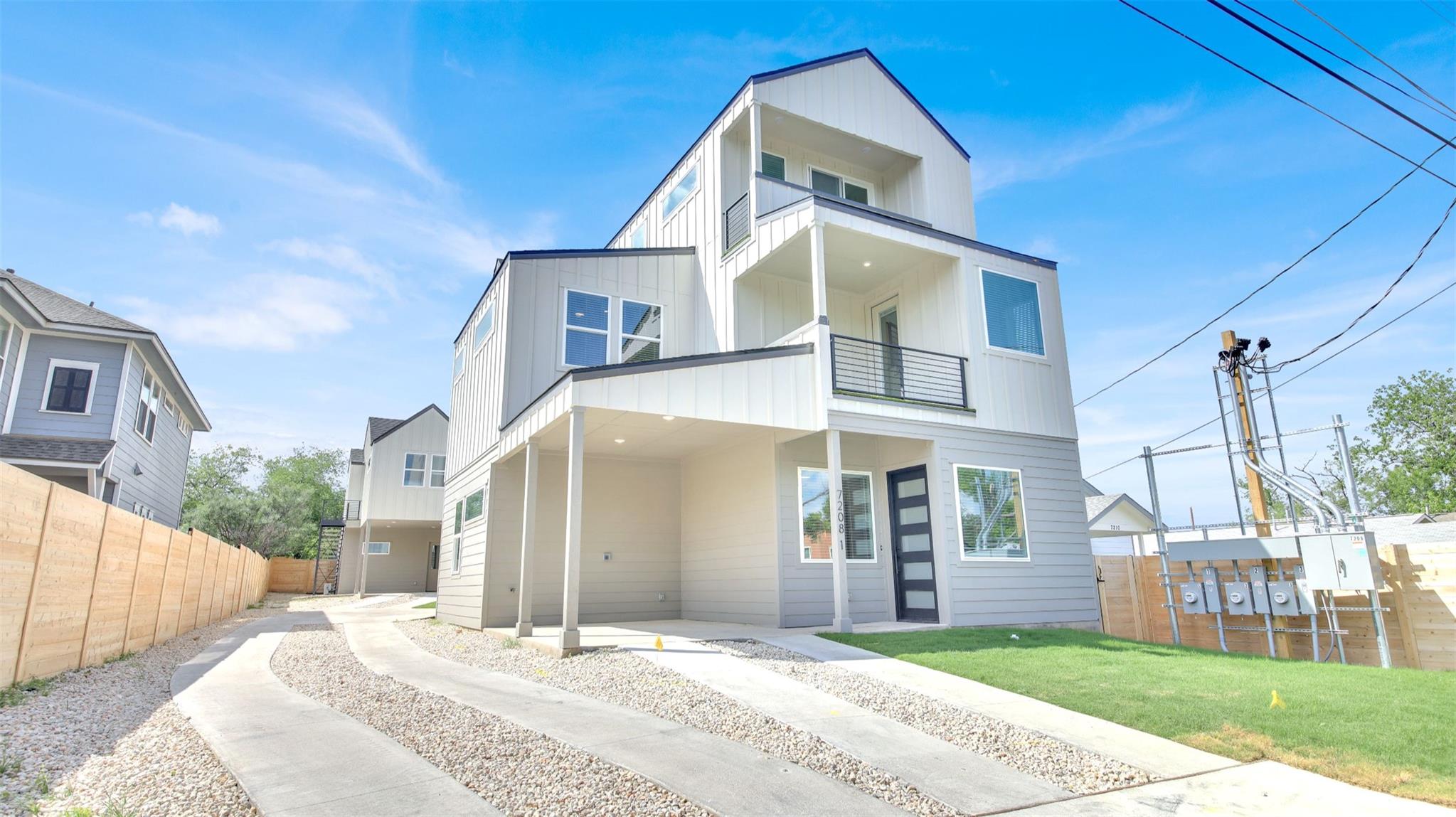 7208 Providence Ave # 1, Austin, TX 78752