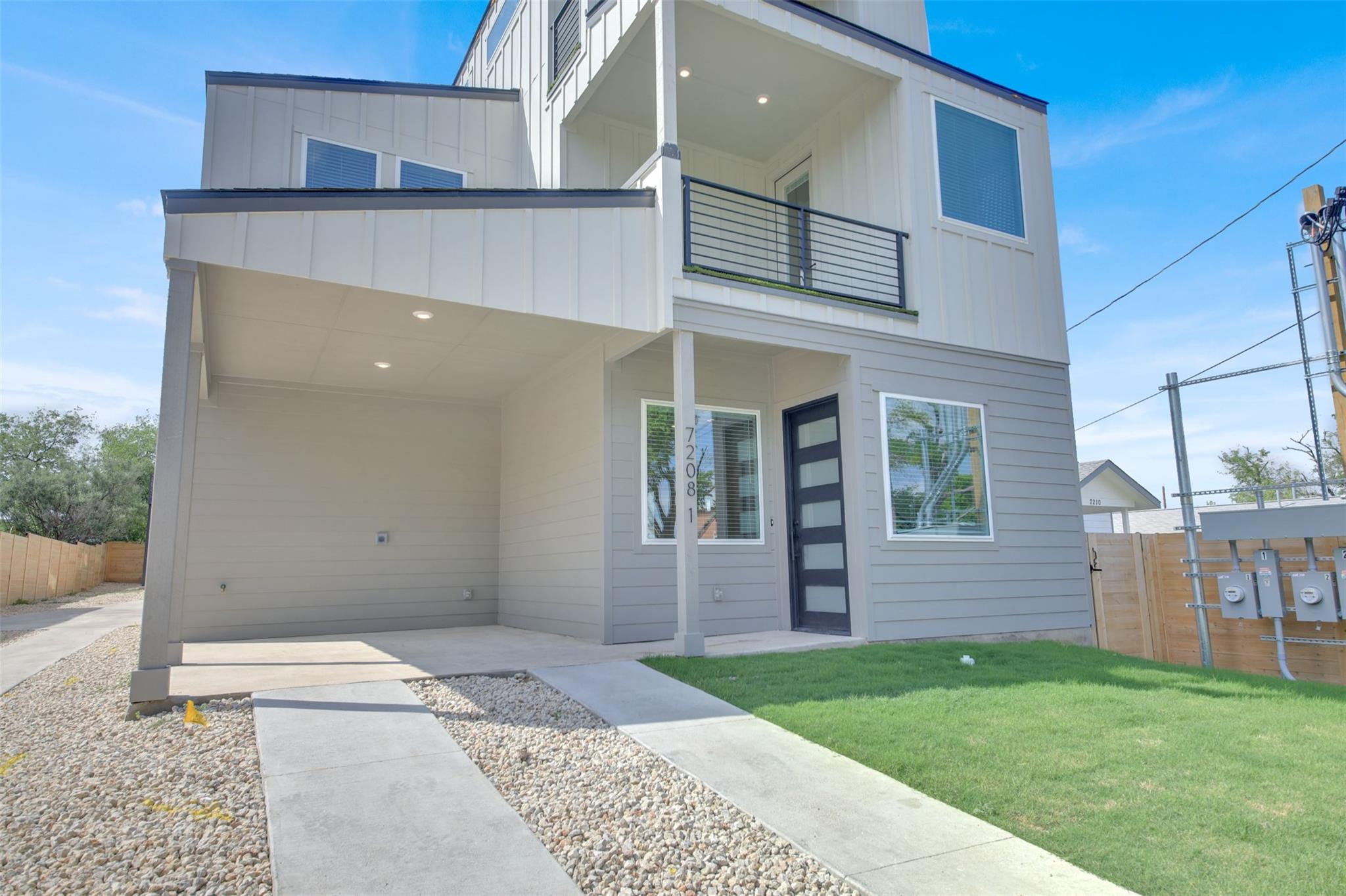 7208 Providence Ave # 1, Austin, TX 78752