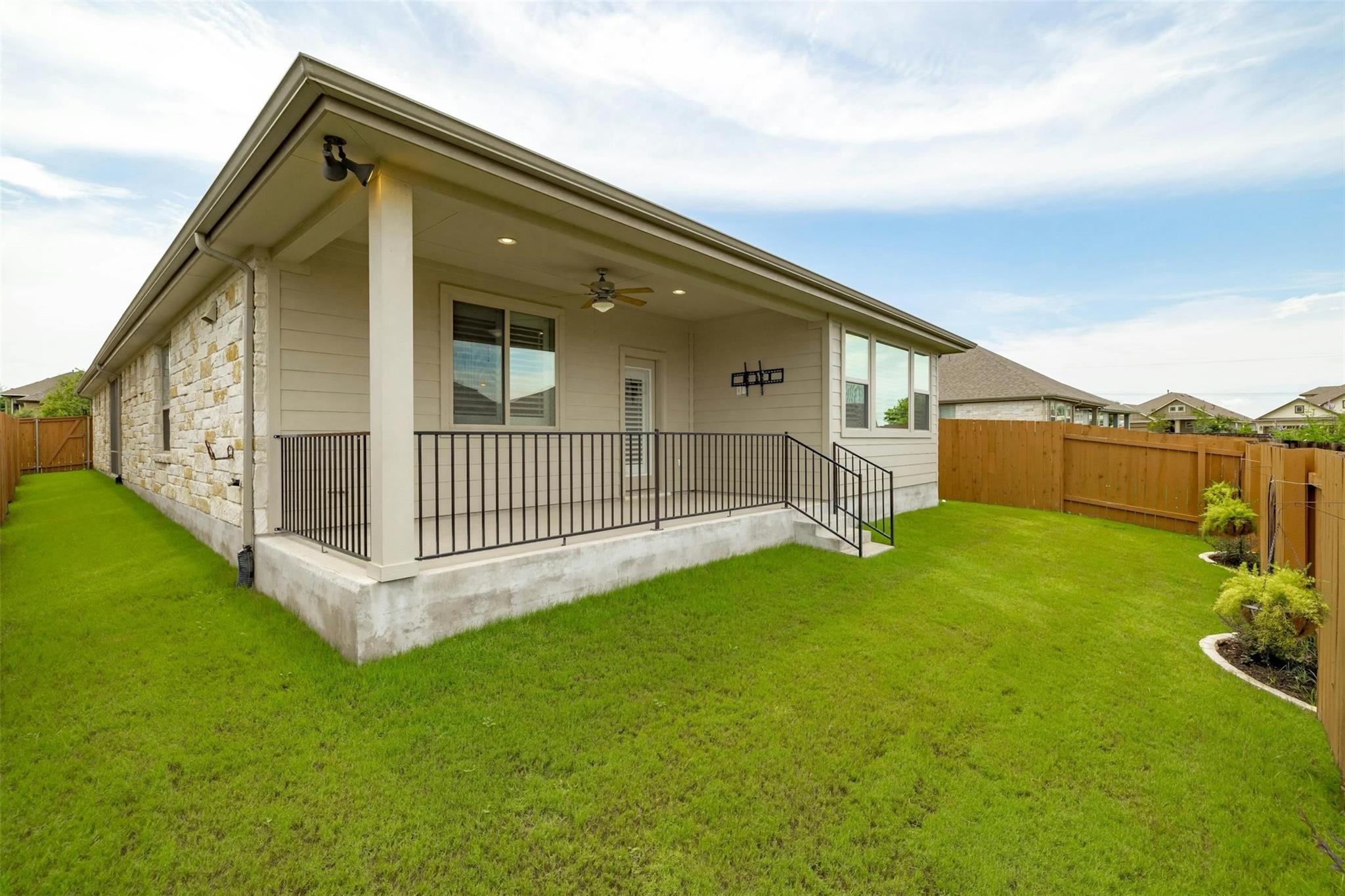 316 Crossvine Trl, Georgetown, TX 78626