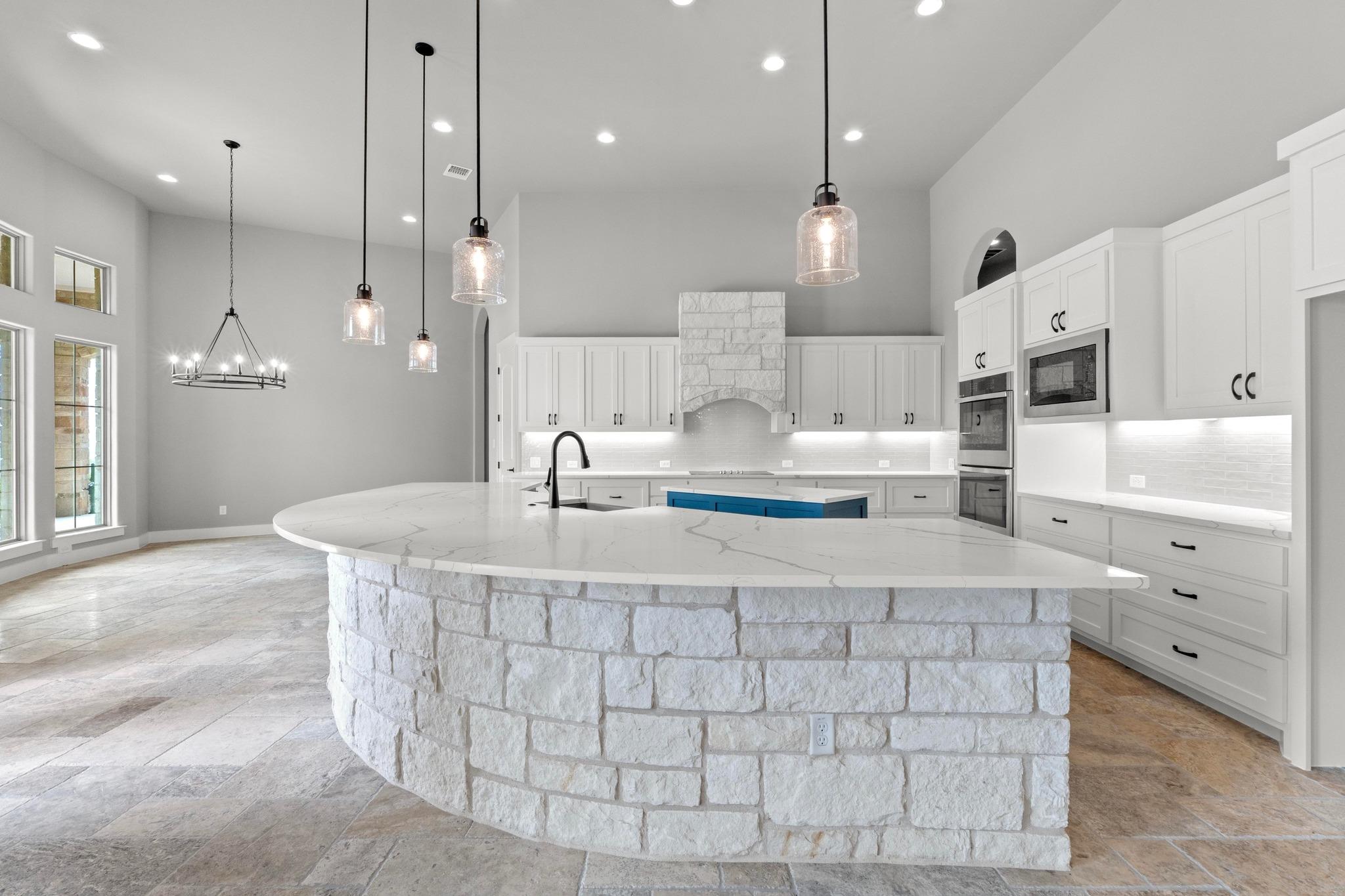 8295 Lime Creek Rd, Volente, TX 78641