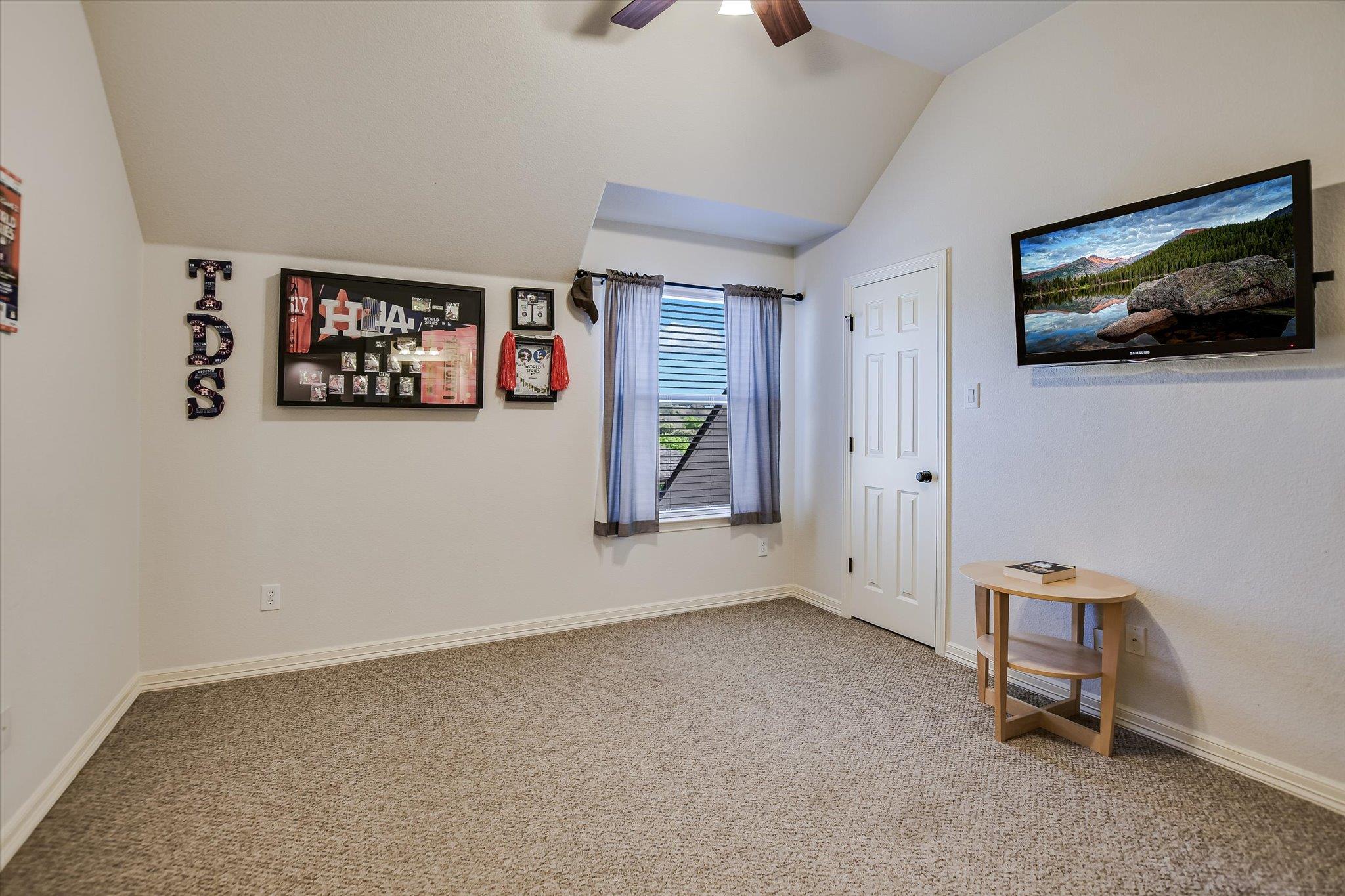 2404 First View, Leander, TX 78641