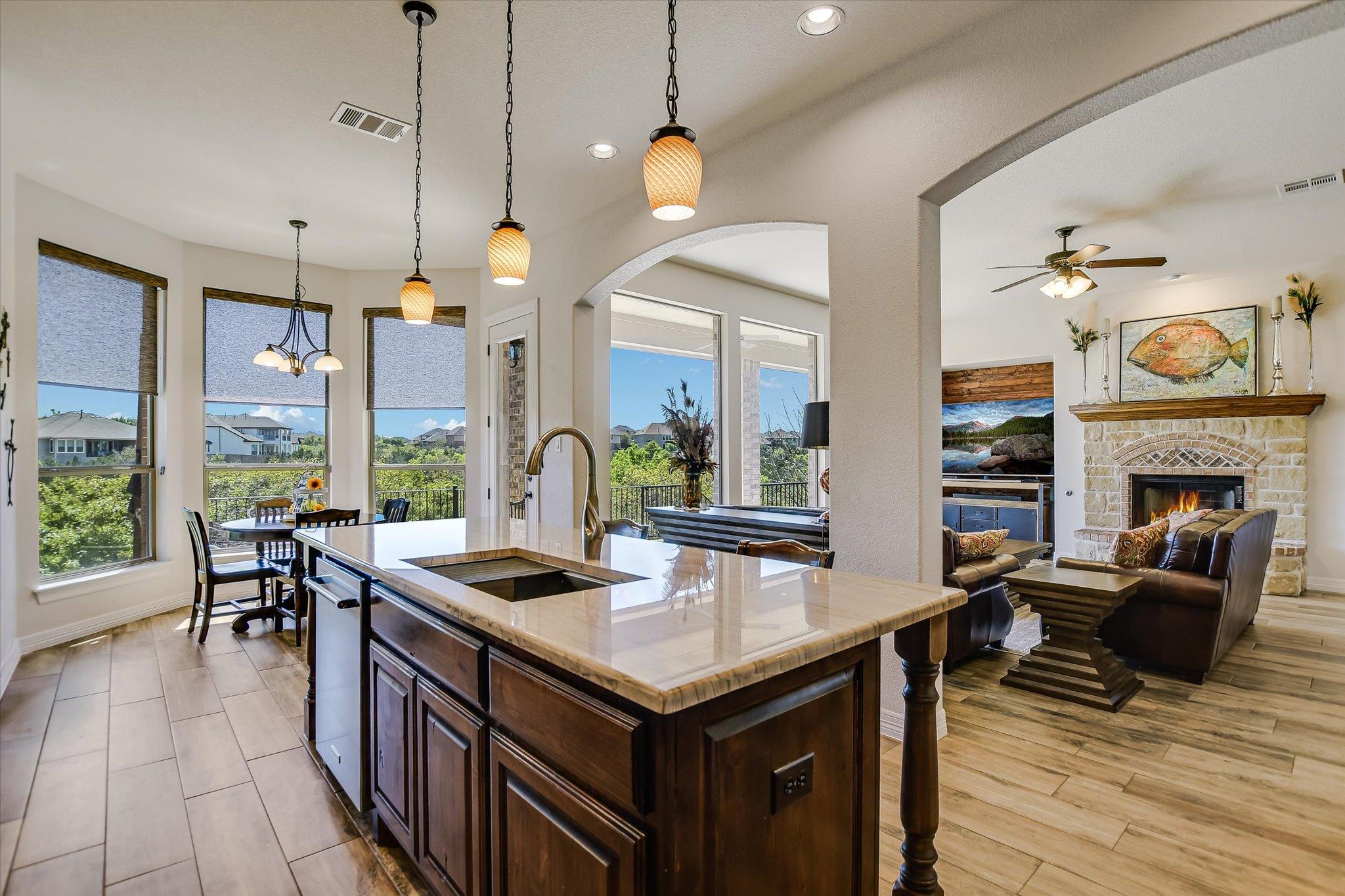 2404 First View, Leander, TX 78641