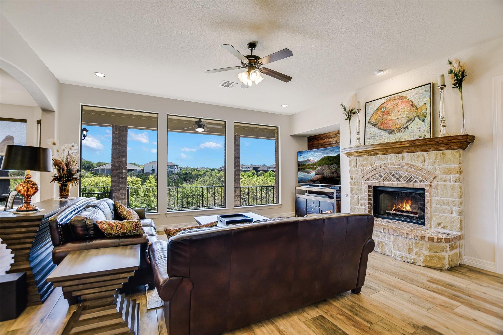 2404 First View, Leander, TX 78641