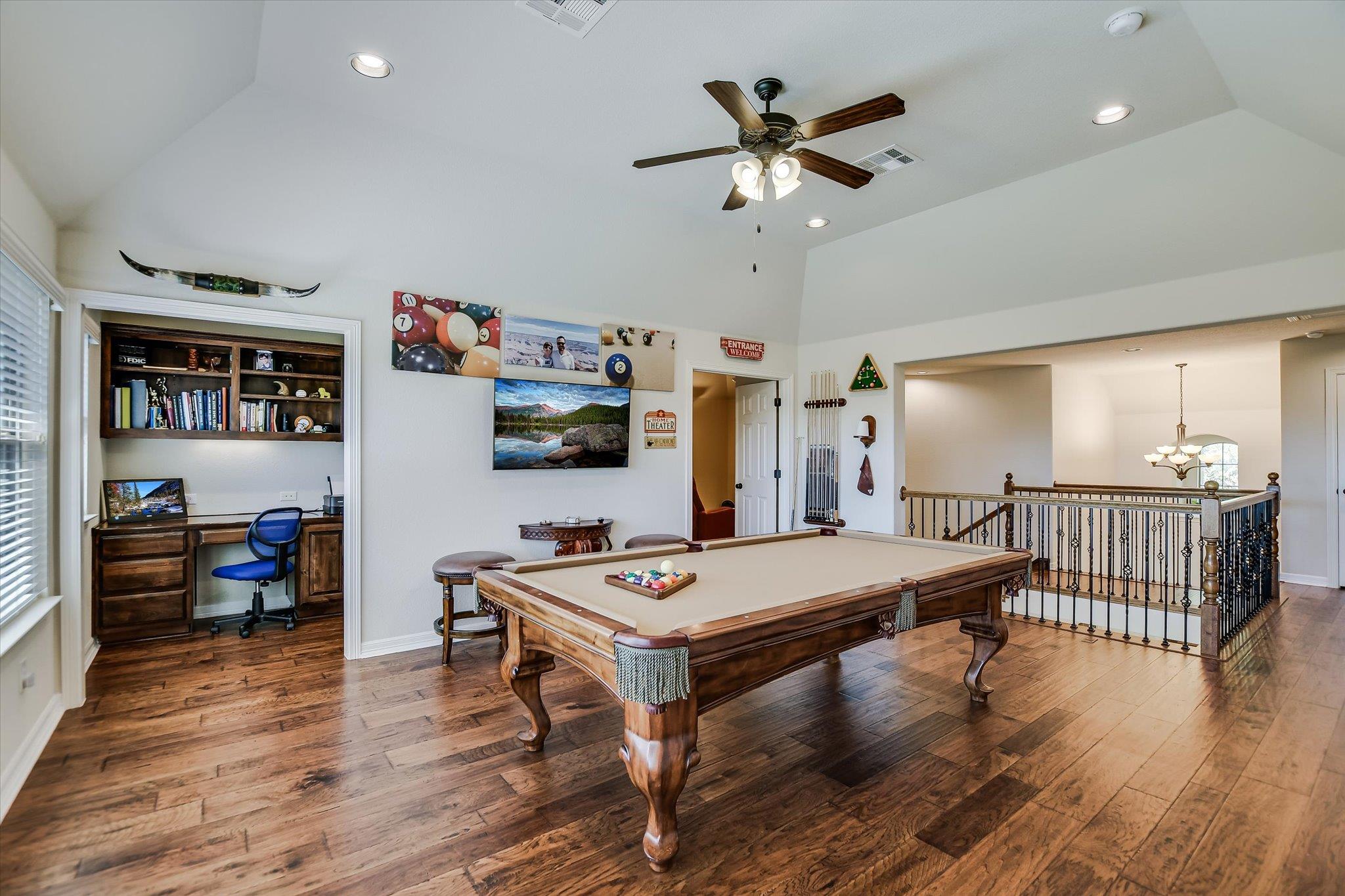 2404 First View, Leander, TX 78641