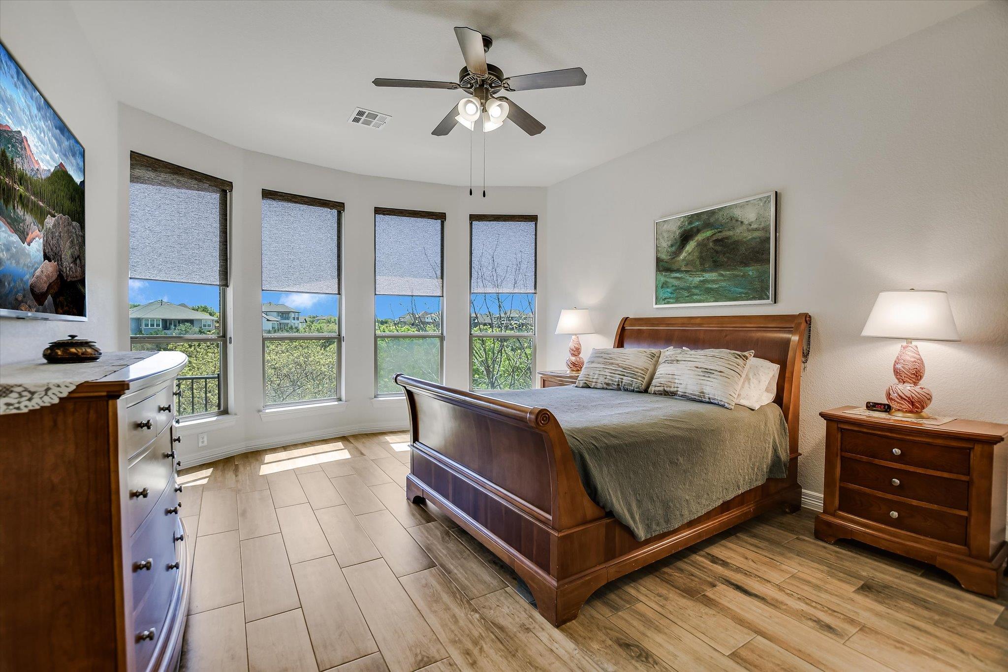 2404 First View, Leander, TX 78641