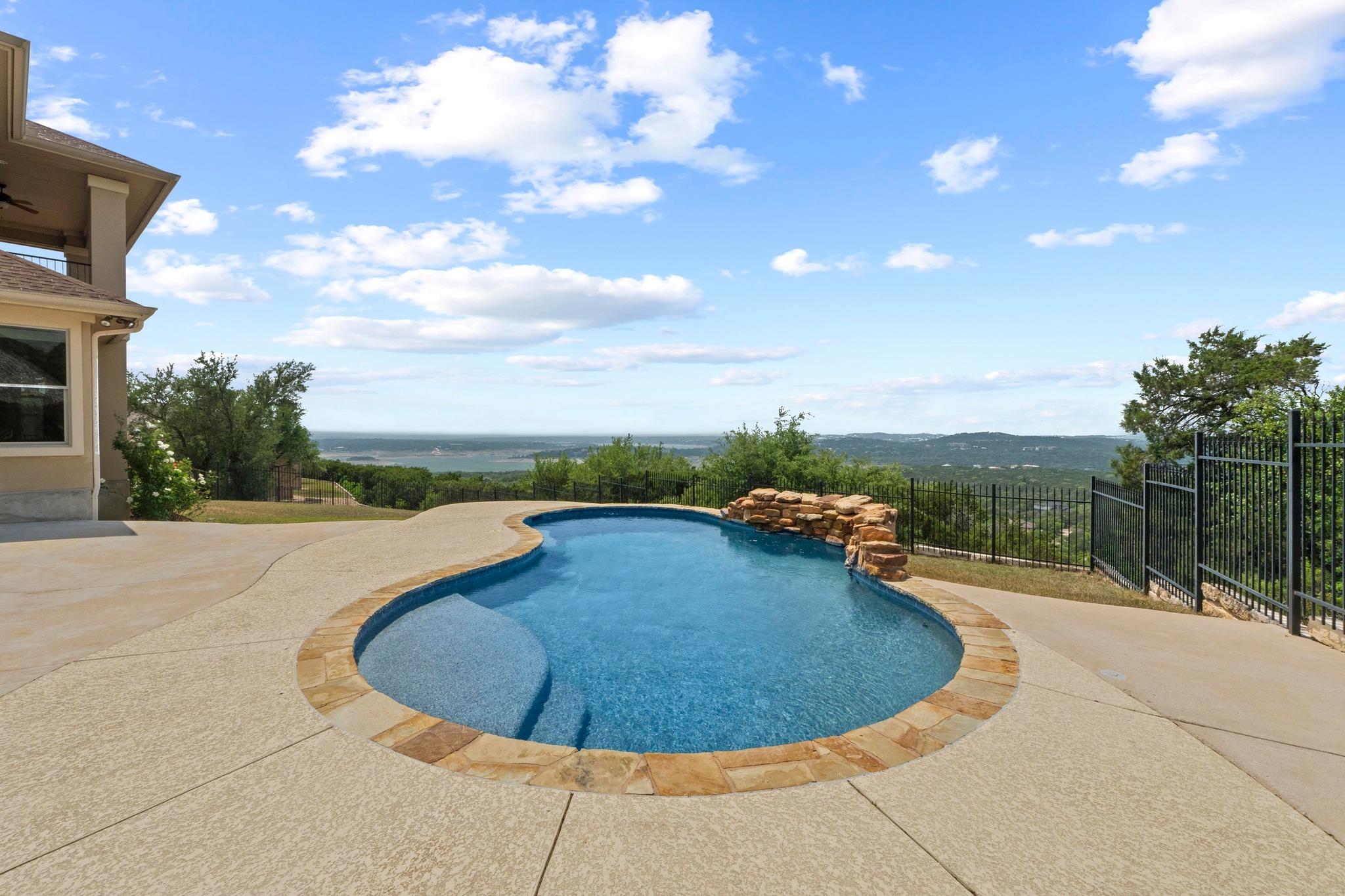 8293 Lime Creek Rd, Volente, TX 78641