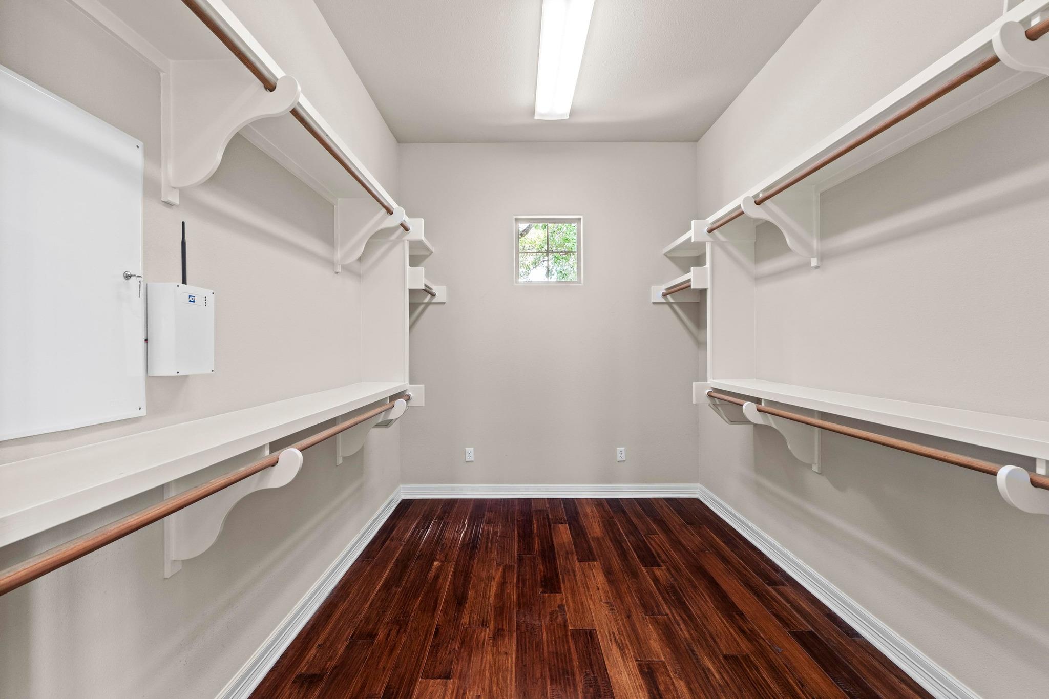 8293 Lime Creek Rd, Volente, TX 78641