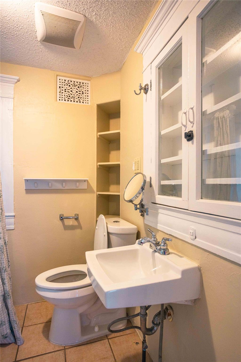 2003 HASKELL St # 1, Austin, TX 78702