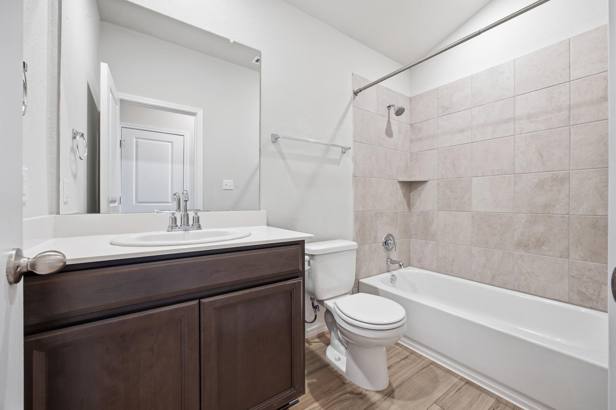 809 Russet Rock Dr, Austin, TX 78748