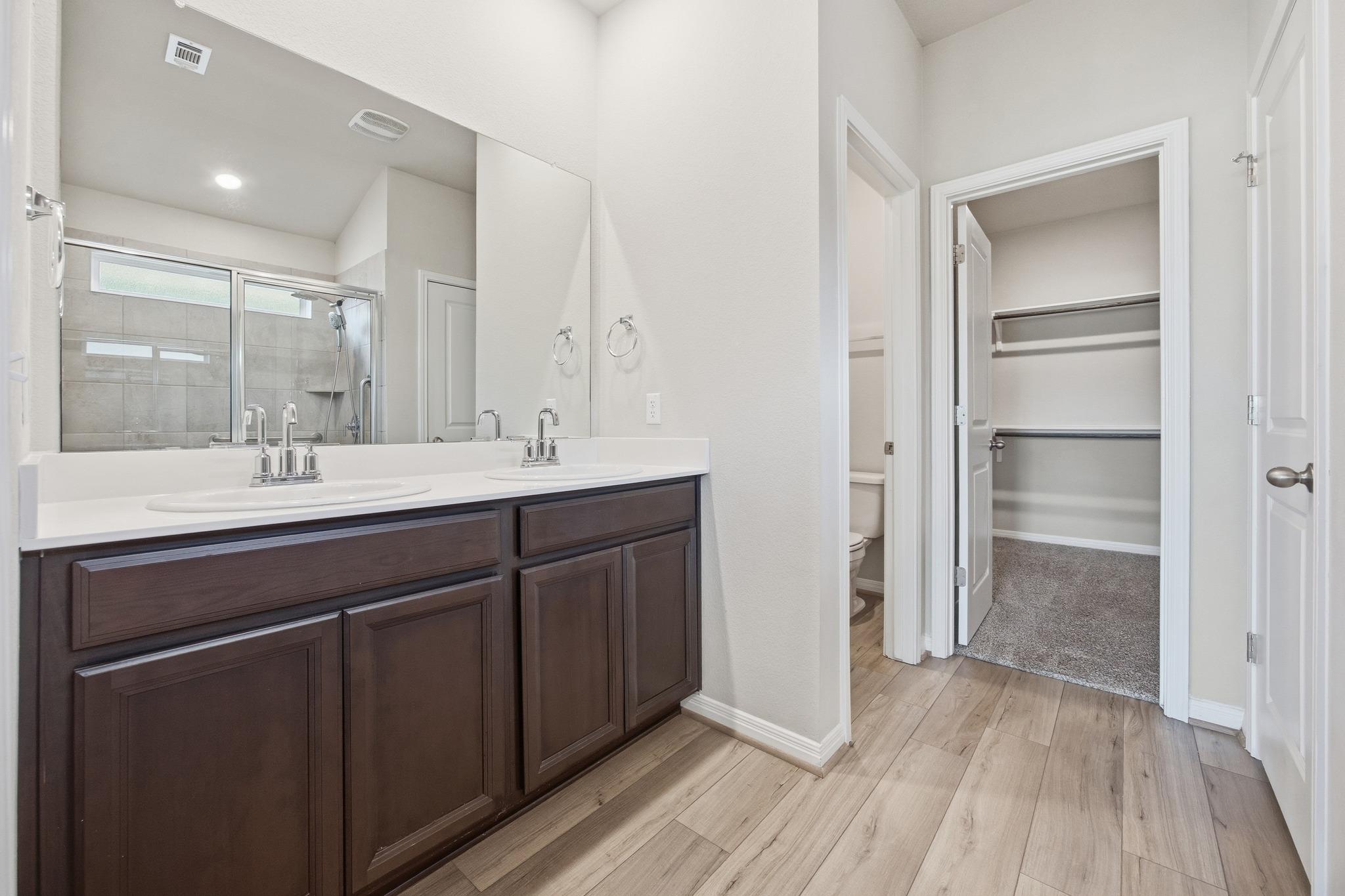 809 Russet Rock Dr, Austin, TX 78748