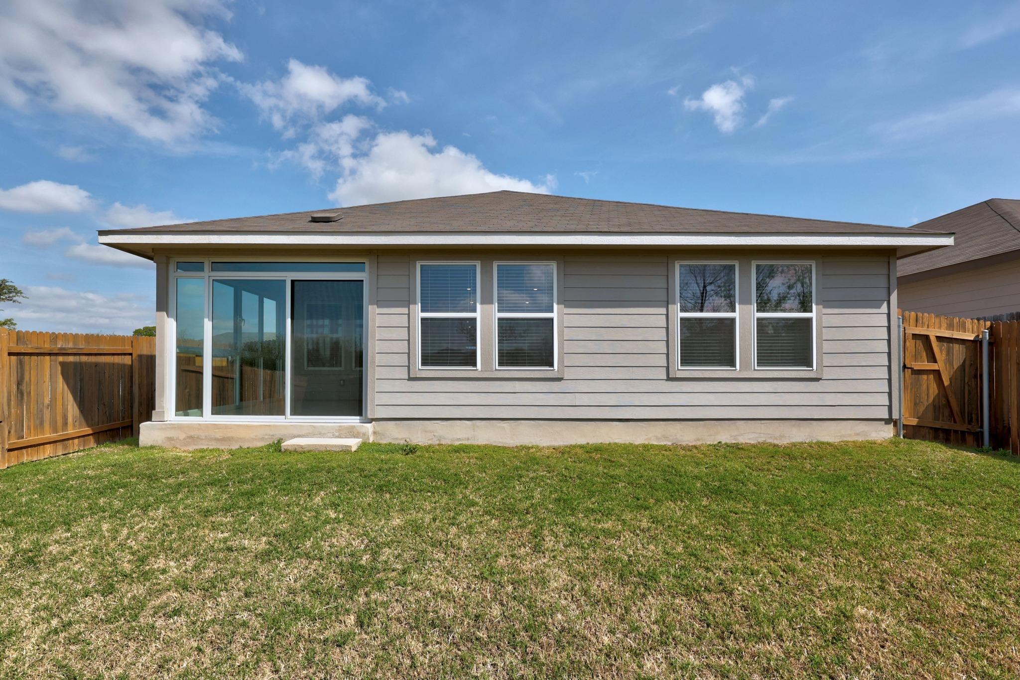 809 Russet Rock Dr, Austin, TX 78748