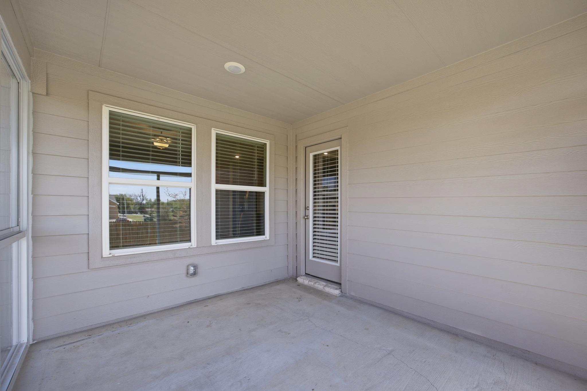 809 Russet Rock Dr, Austin, TX 78748