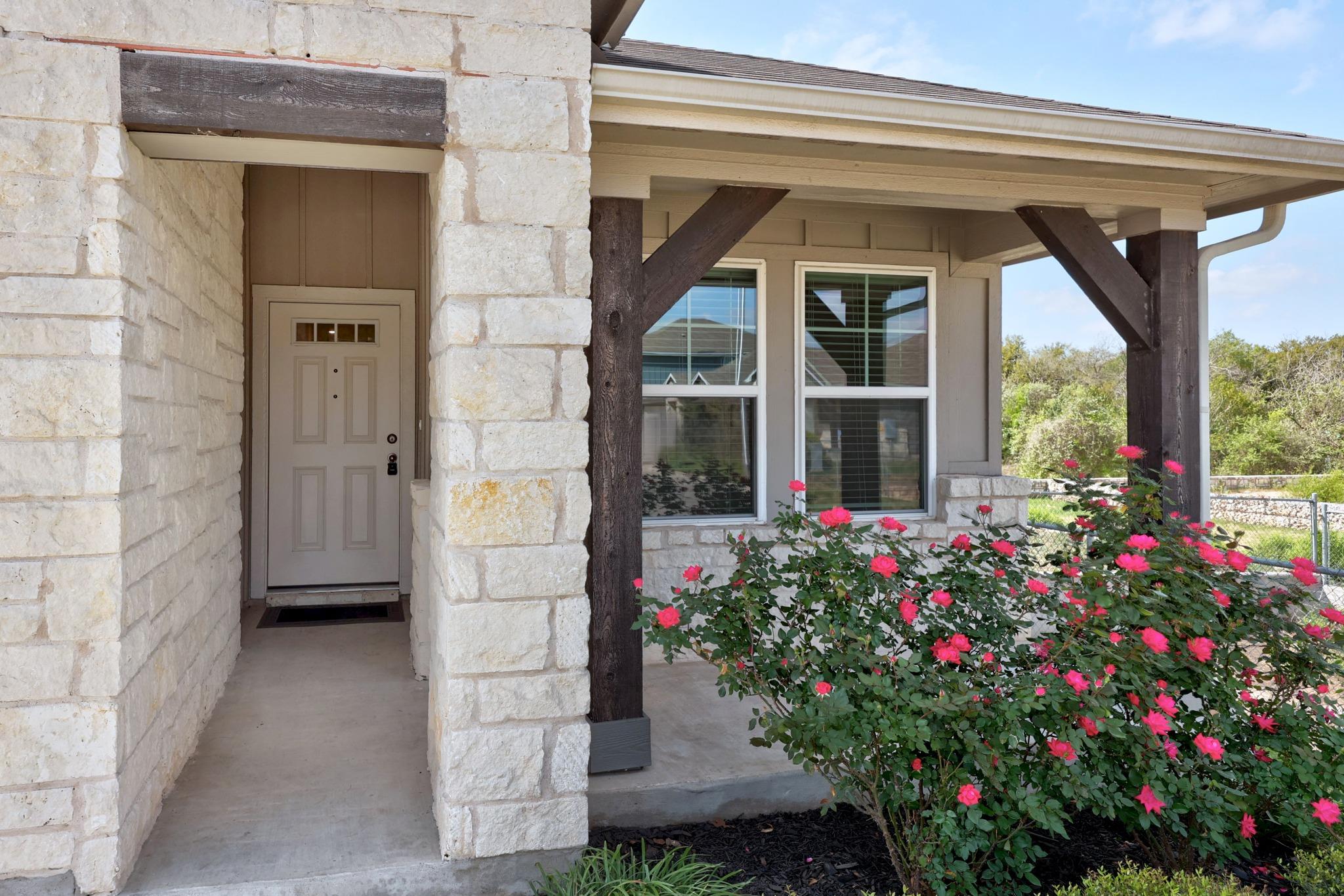 809 Russet Rock Dr, Austin, TX 78748