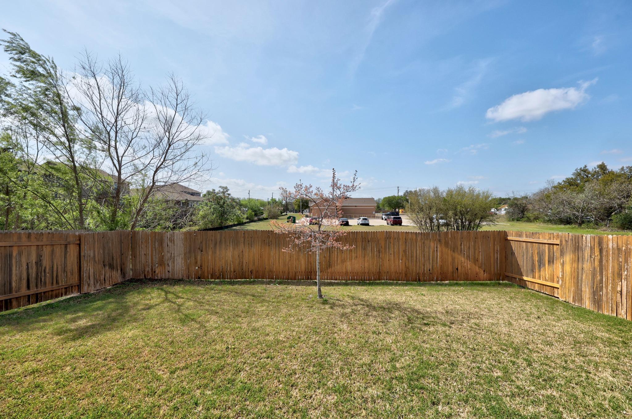809 Russet Rock Dr, Austin, TX 78748