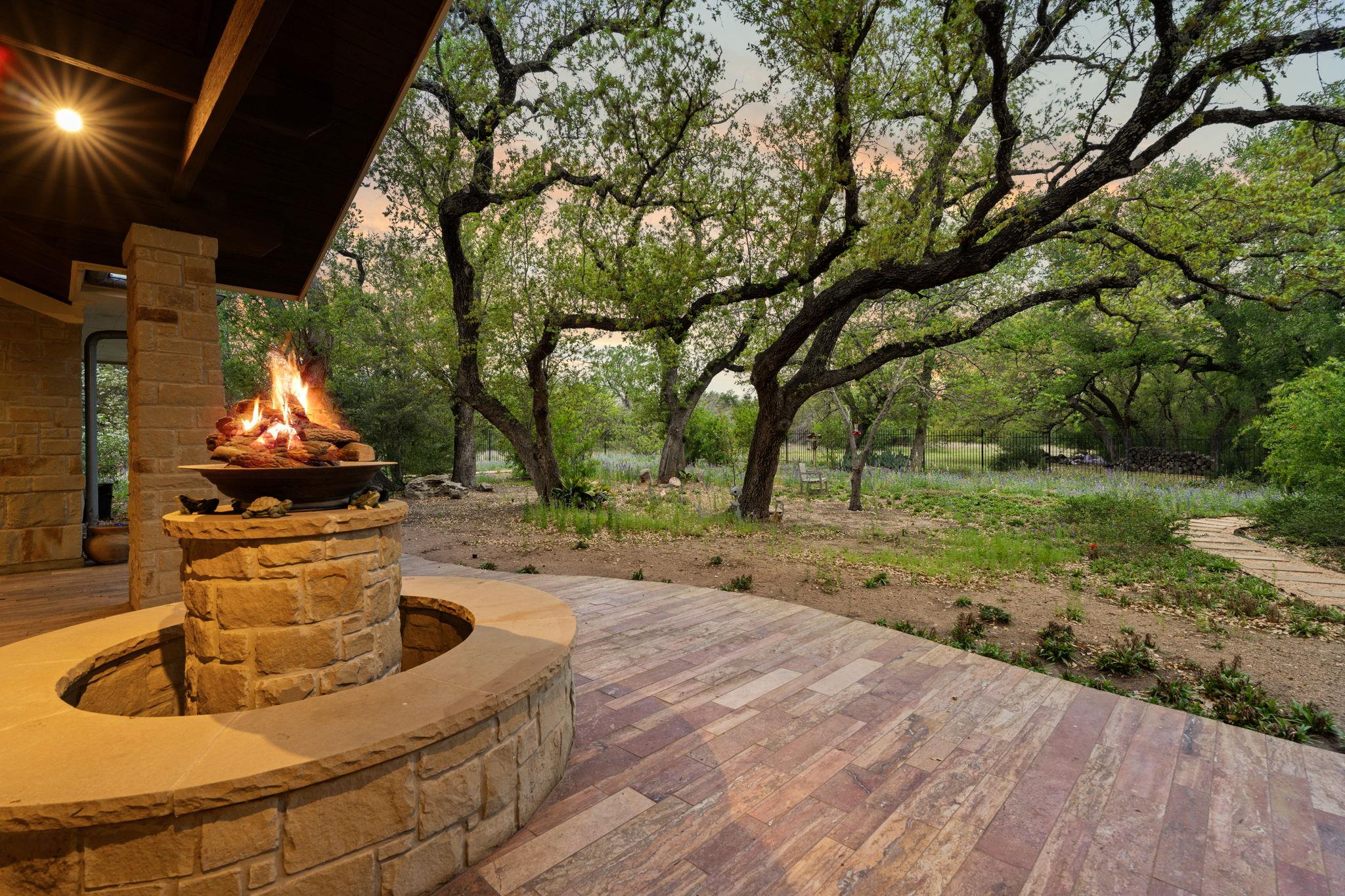 23426 Oscar Rd, Spicewood, TX 78669