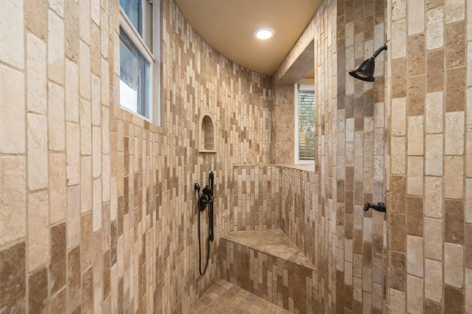 23426 Oscar Rd, Spicewood, TX 78669