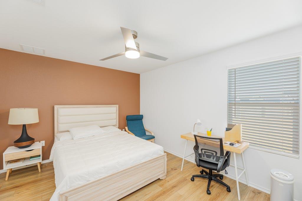 17817 Willacy Cv, Elgin, TX 78621