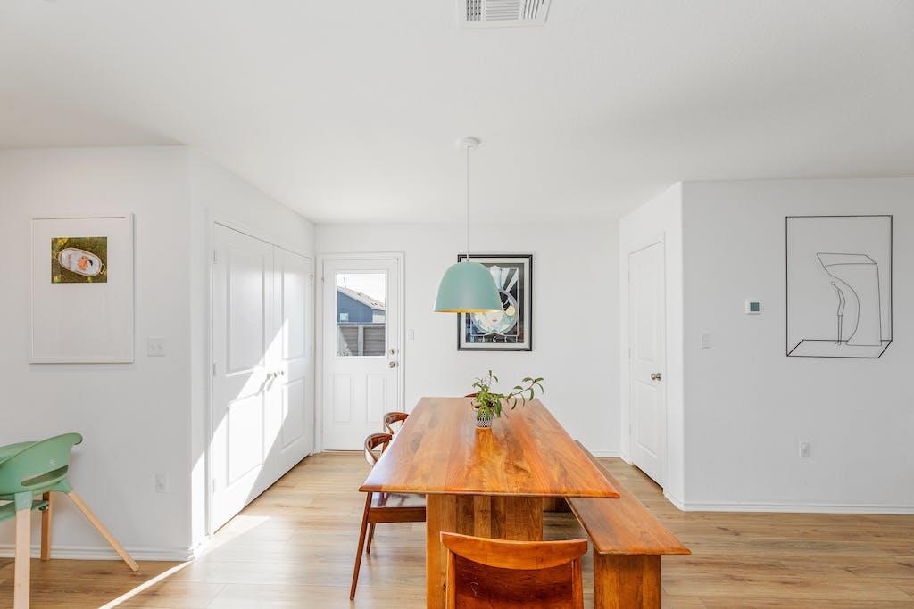 17817 Willacy Cv, Elgin, TX 78621