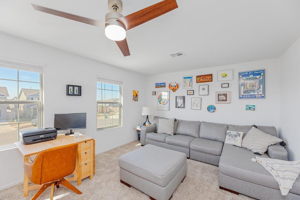 17817 Willacy Cv, Elgin, TX 78621