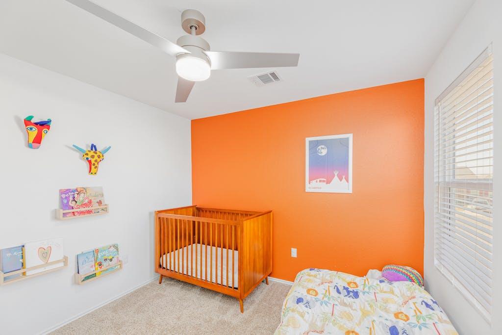 17817 Willacy Cv, Elgin, TX 78621