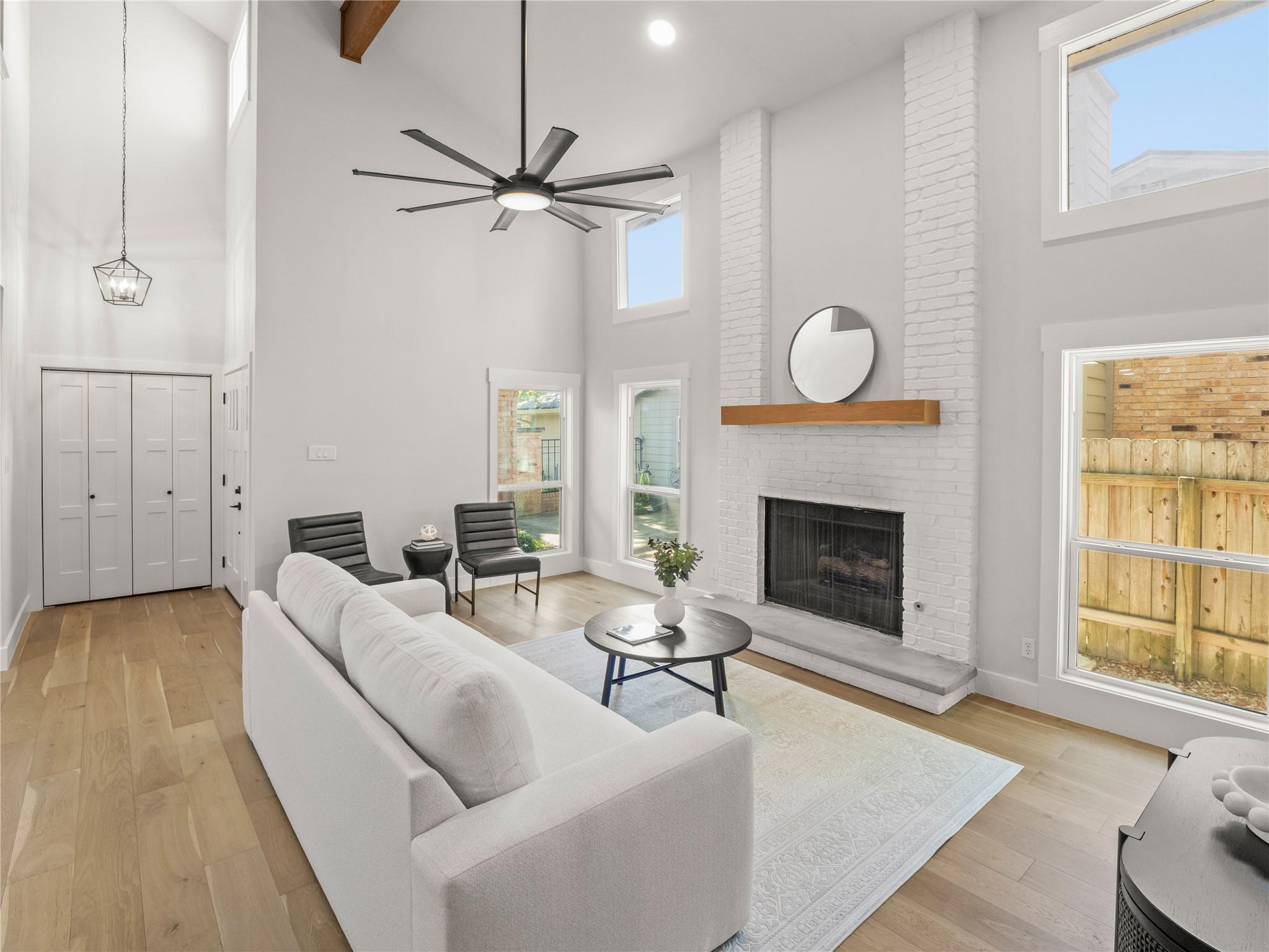 8138 Forest Mesa Dr, Austin, TX 78759