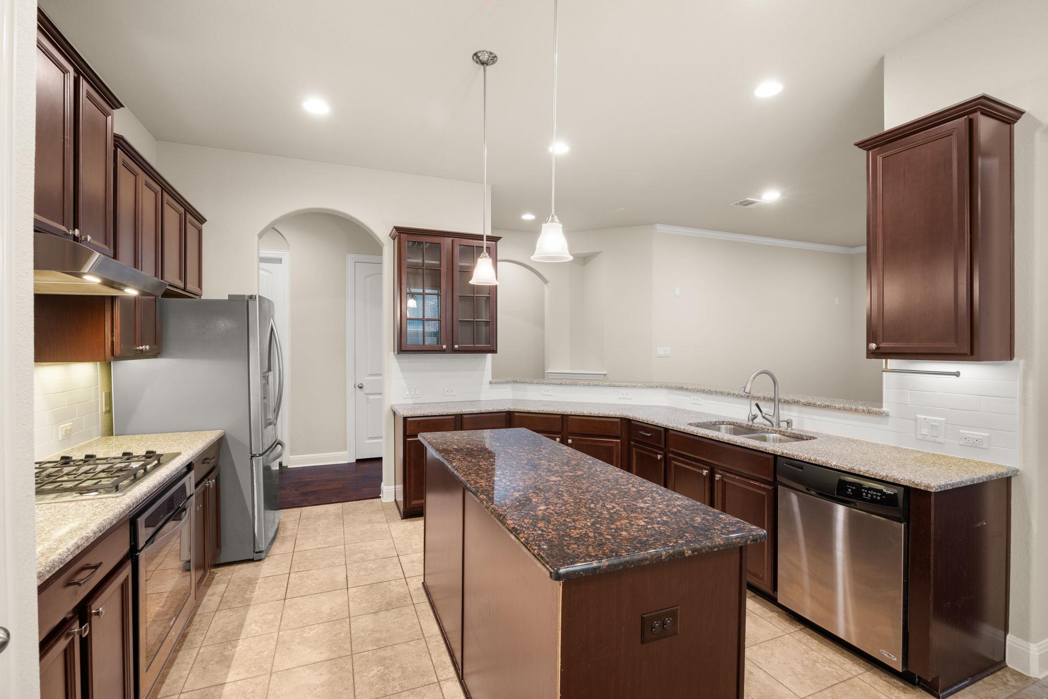 2452 Millbrook Loop, Leander, TX 78641