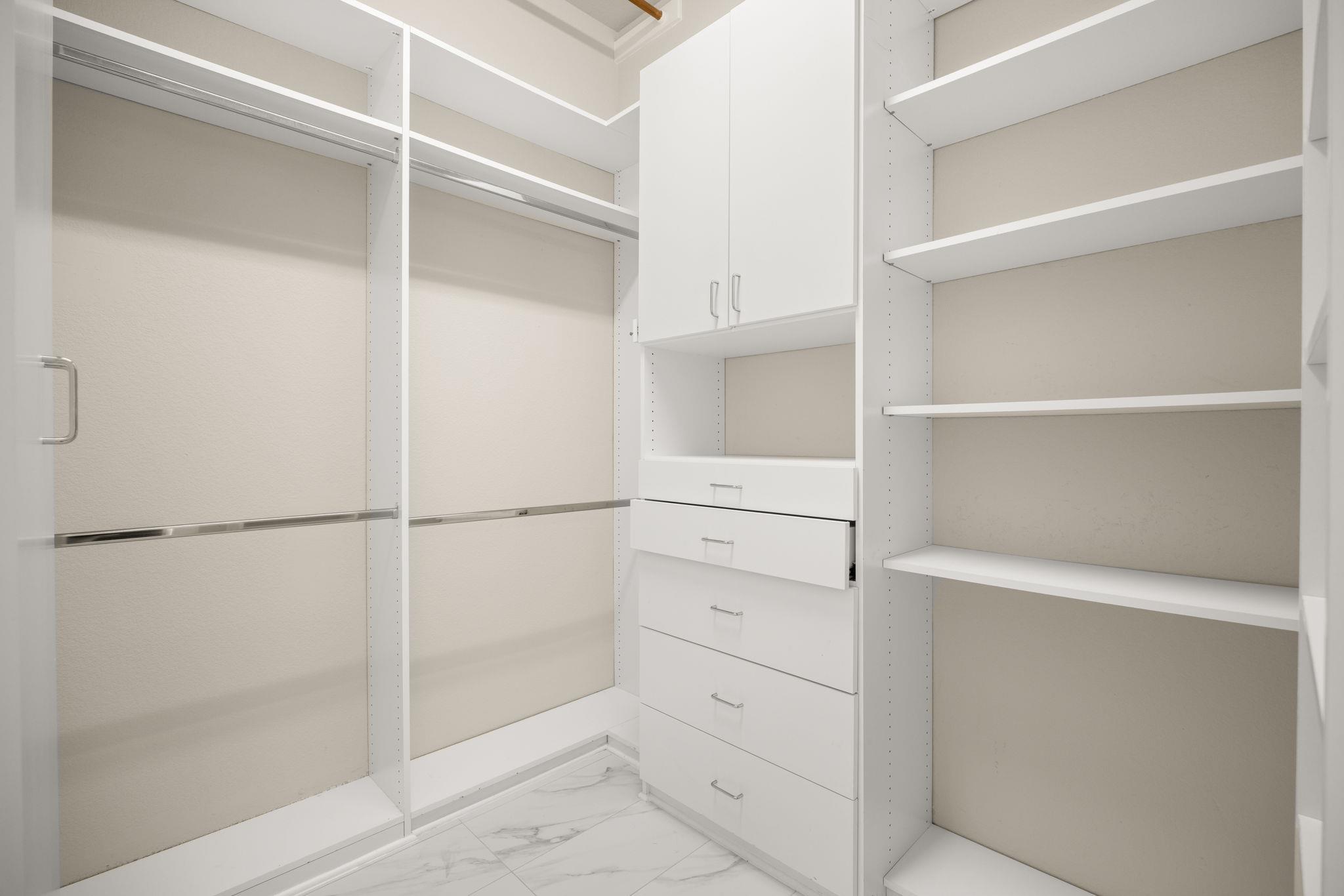 2452 Millbrook Loop, Leander, TX 78641