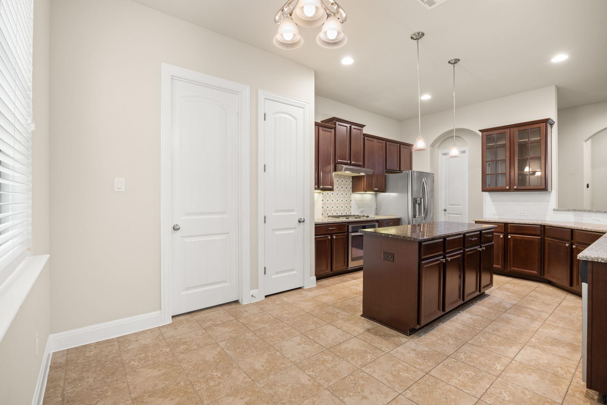 2452 Millbrook Loop, Leander, TX 78641