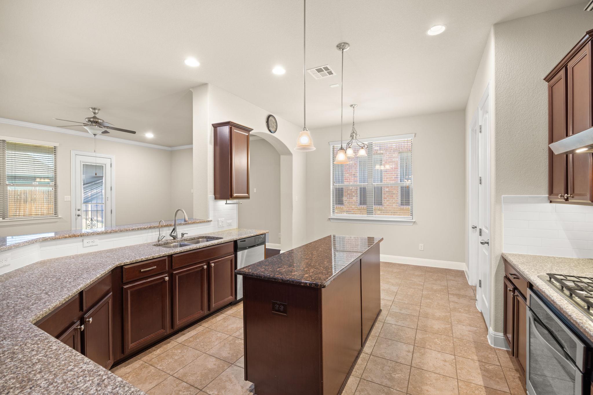 2452 Millbrook Loop, Leander, TX 78641