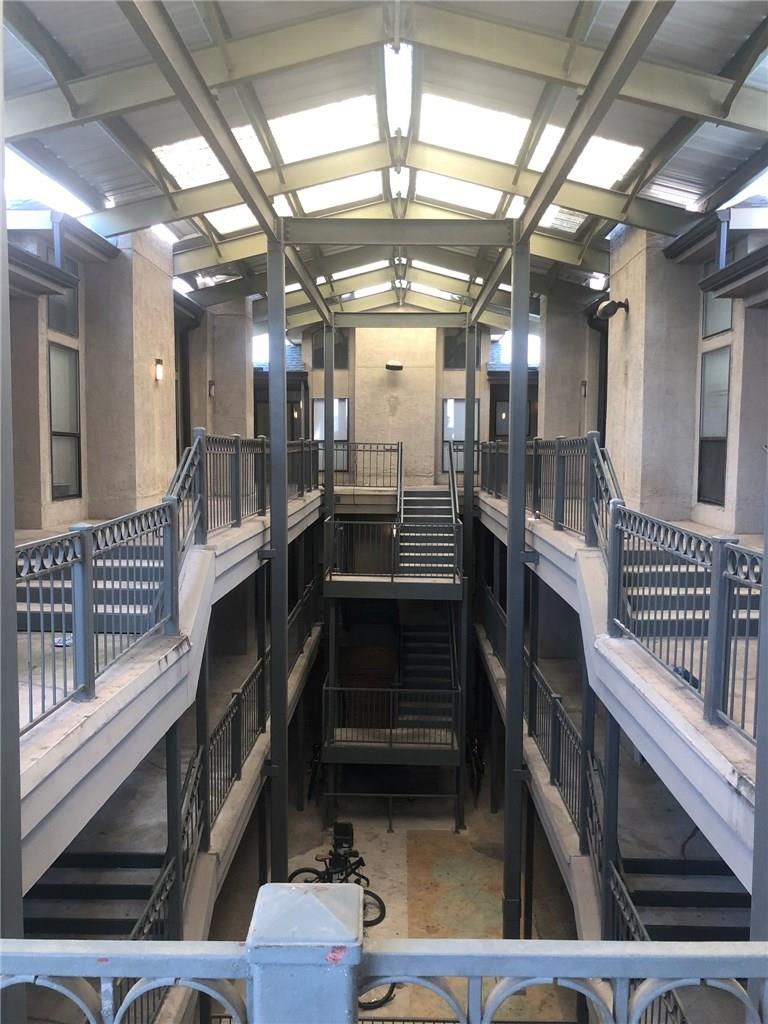 1910 Robbins Pl # 309, Austin, TX 78705