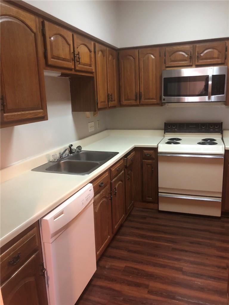 1910 Robbins Pl # 309, Austin, TX 78705