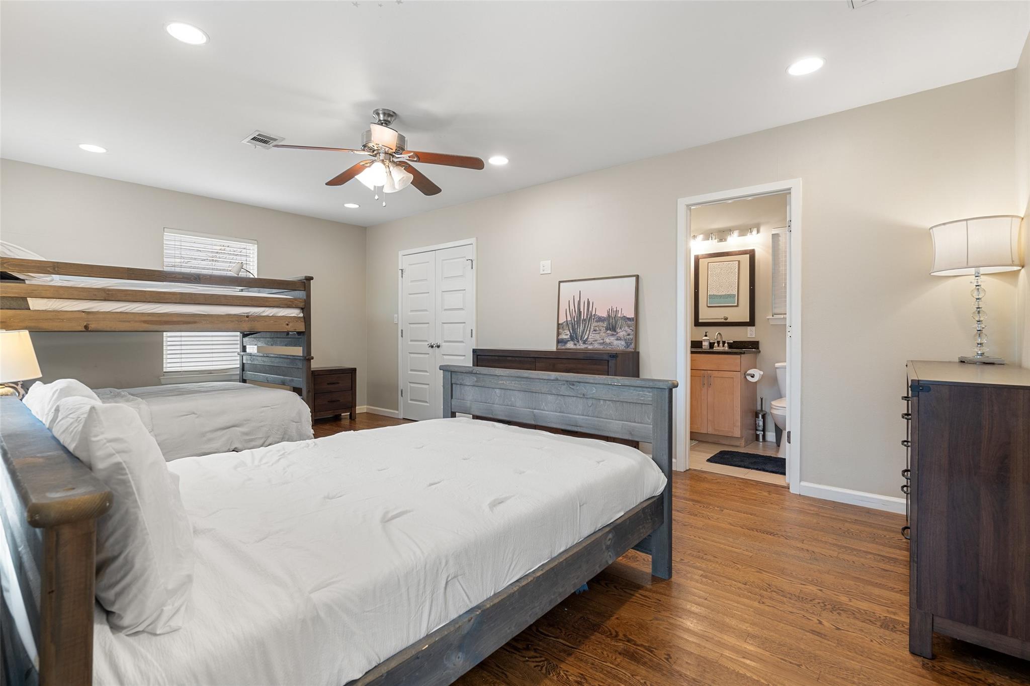 3504 Speedway # A&B, Austin, TX 78705