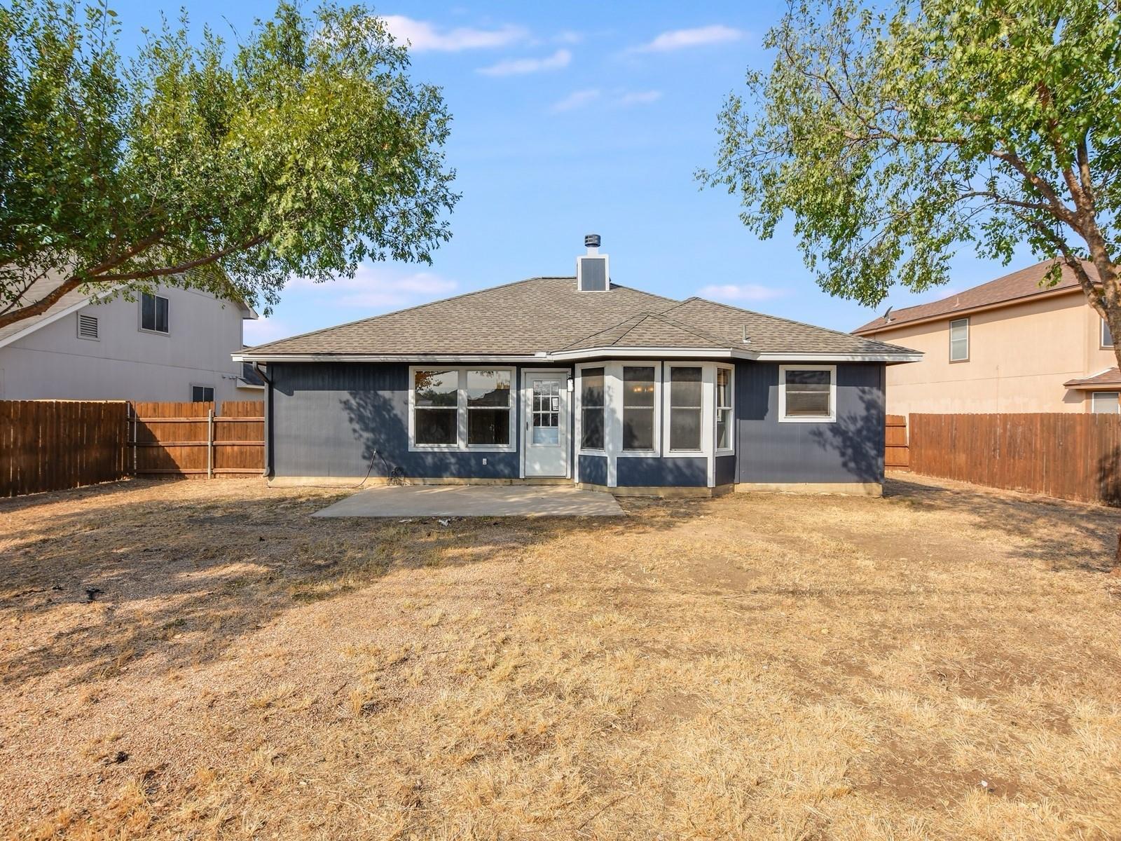 806 Red River Ln, Leander, TX 78641