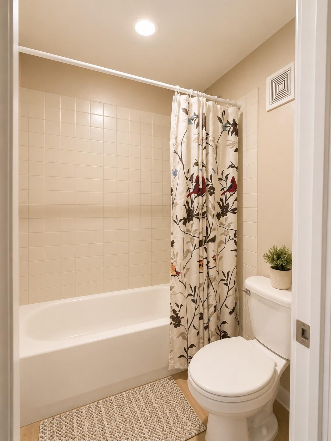 501 W 26th St # 305, Austin, TX 78705