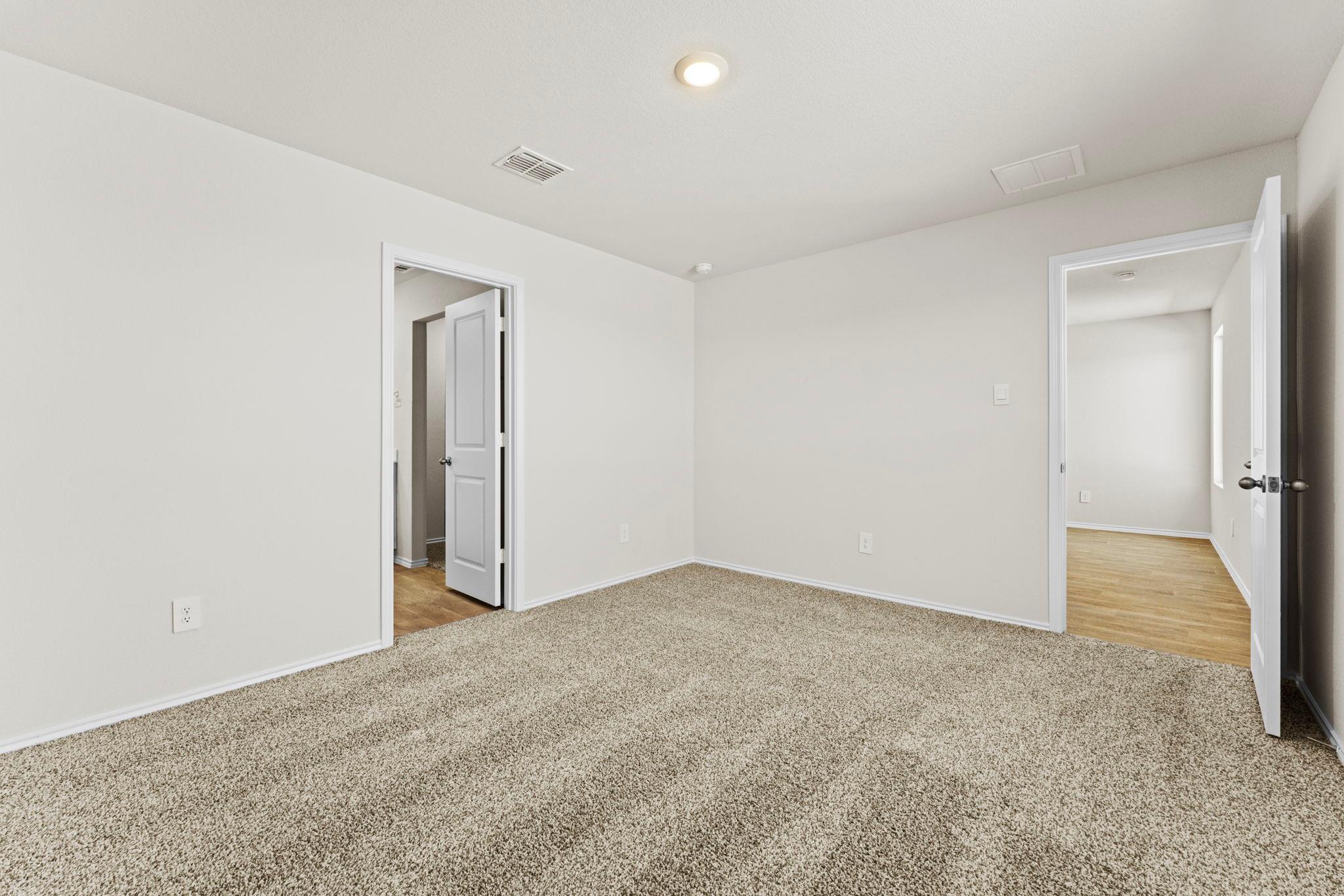 401 Wild Goose Dr, Luling, TX 78648