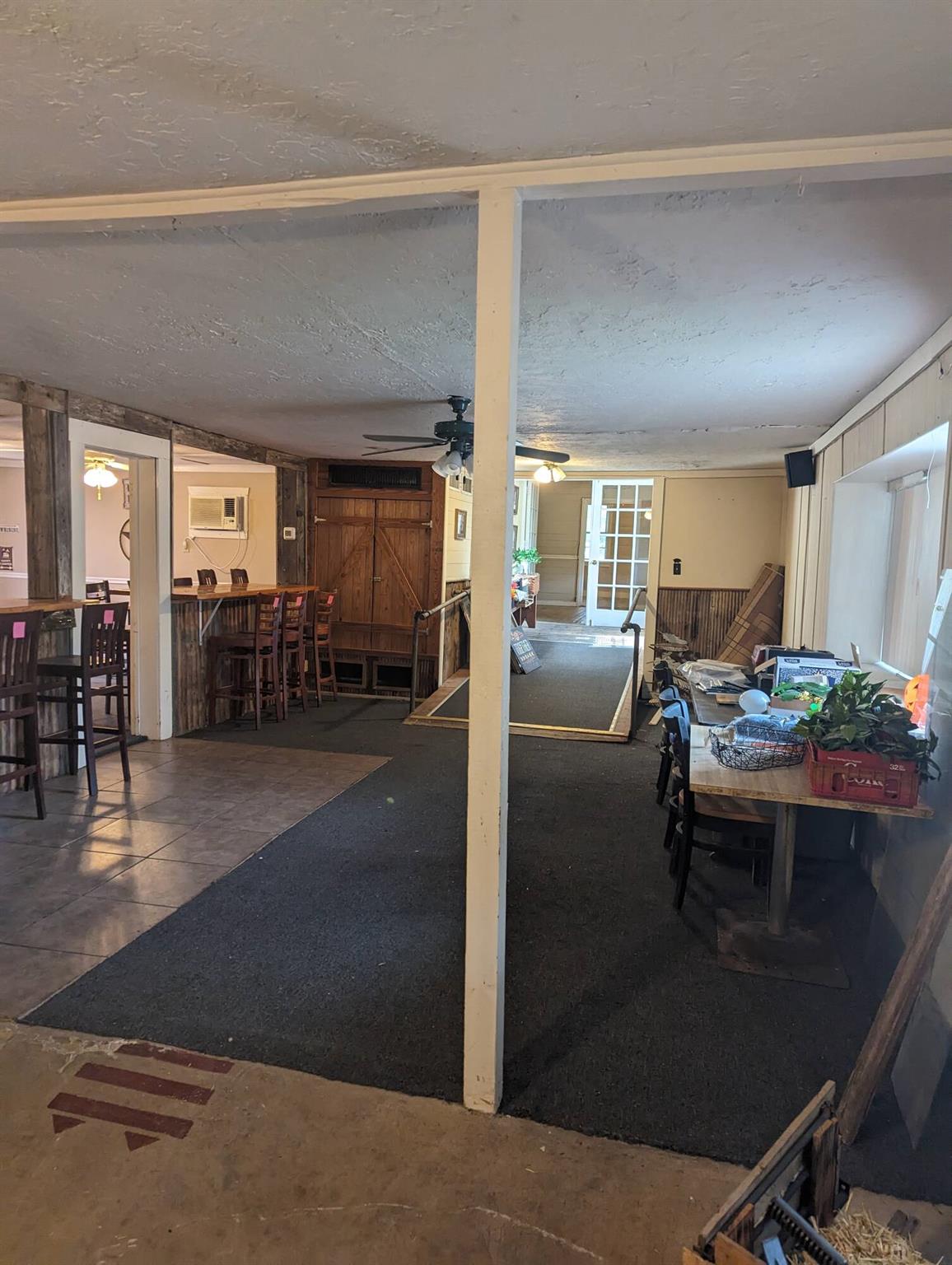 3277 W Highway 21 Highway, Lincoln, TX 78948