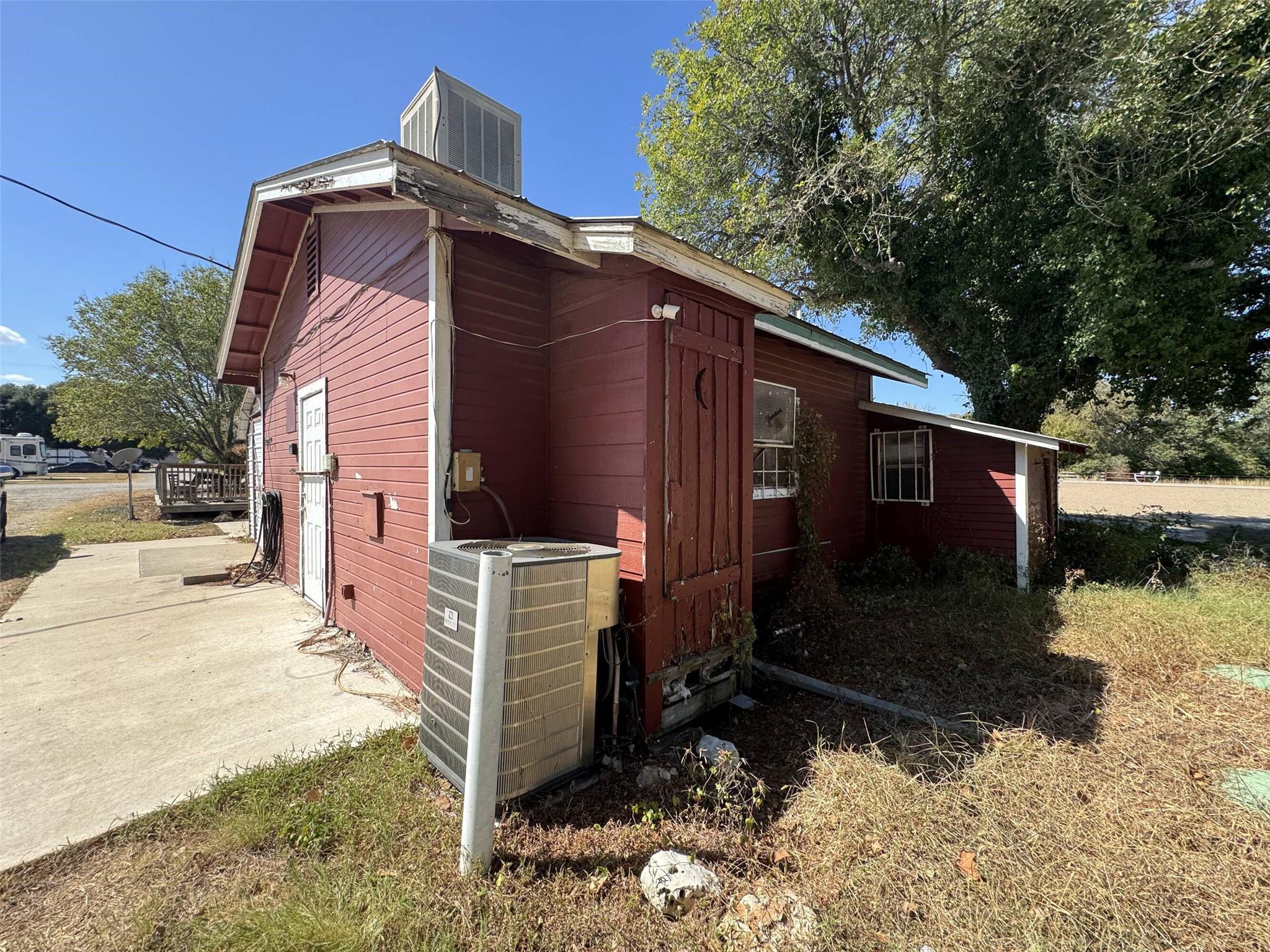 3277 W Highway 21 Highway, Lincoln, TX 78948