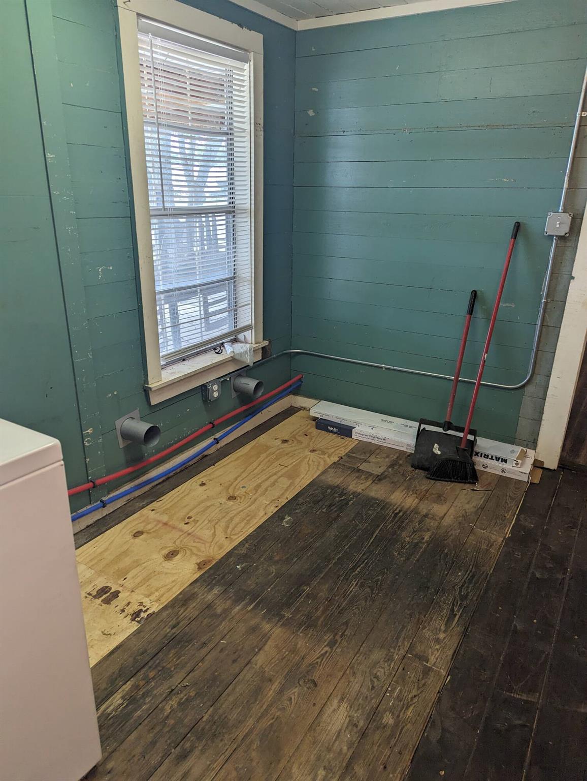 3277 W Highway 21 Highway, Lincoln, TX 78948