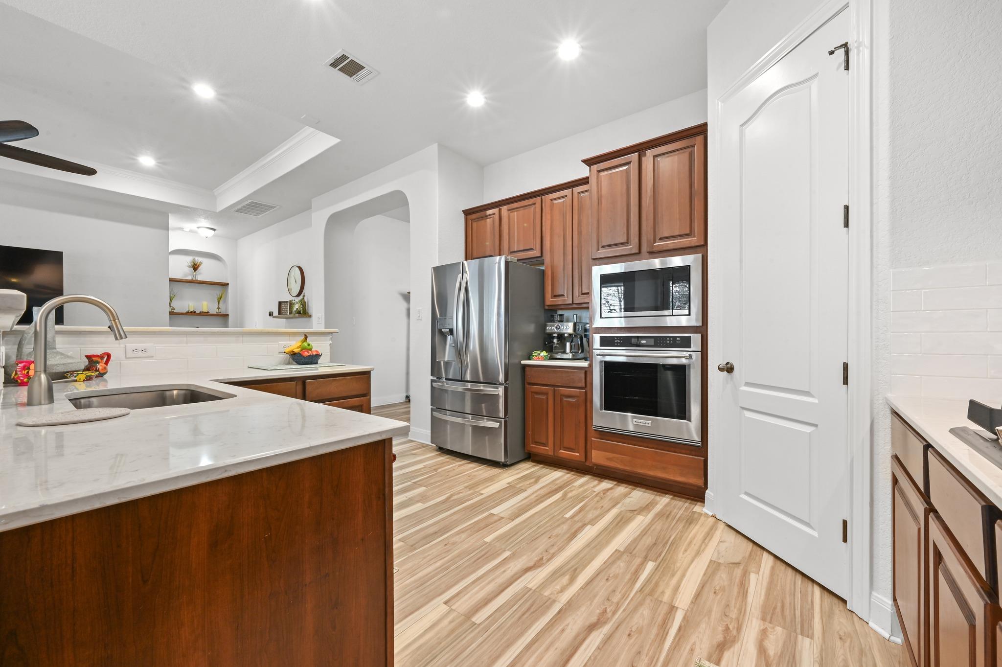 2520 Klemm St, New Braunfels, TX 78132