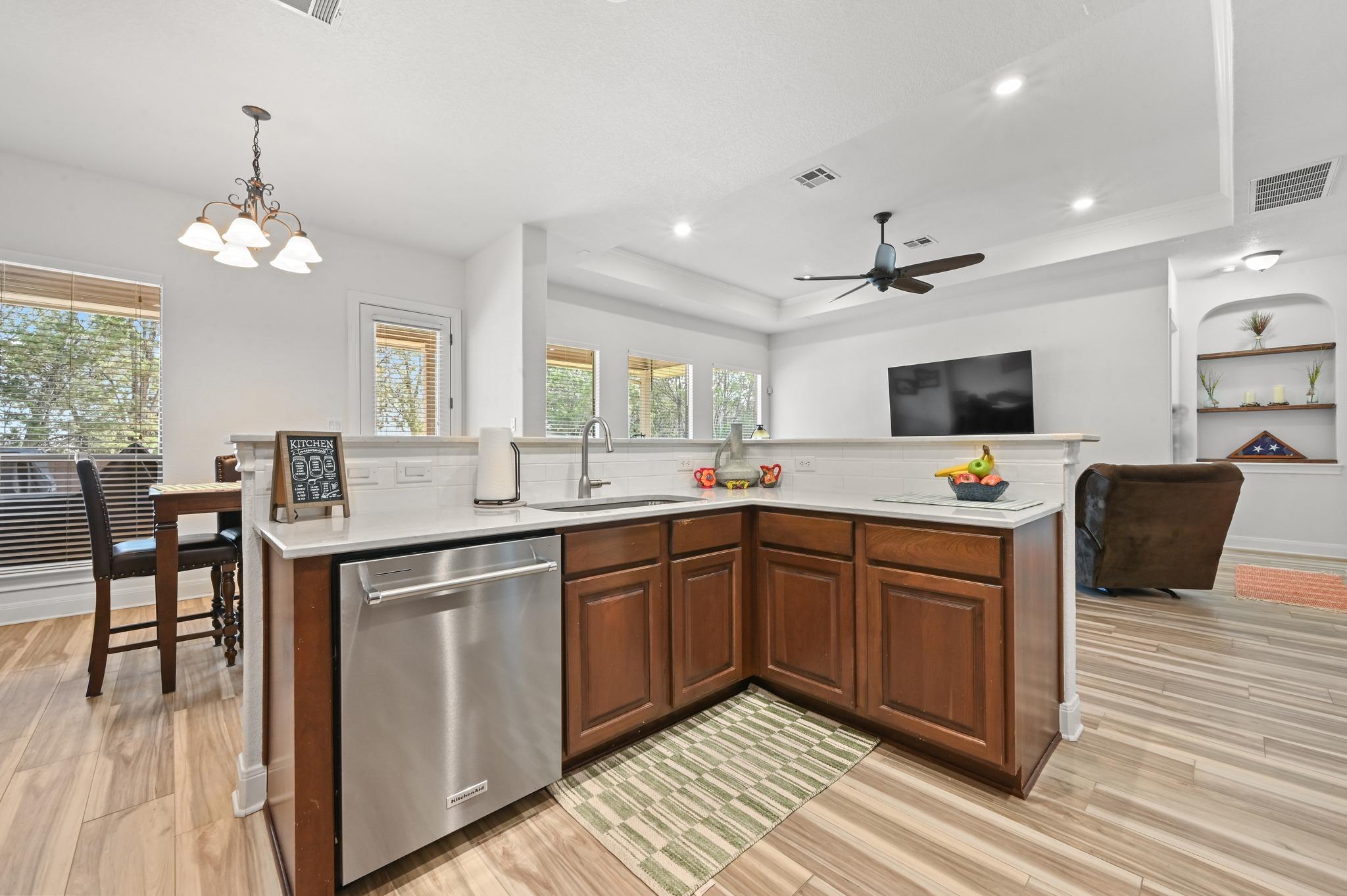 2520 Klemm St, New Braunfels, TX 78132