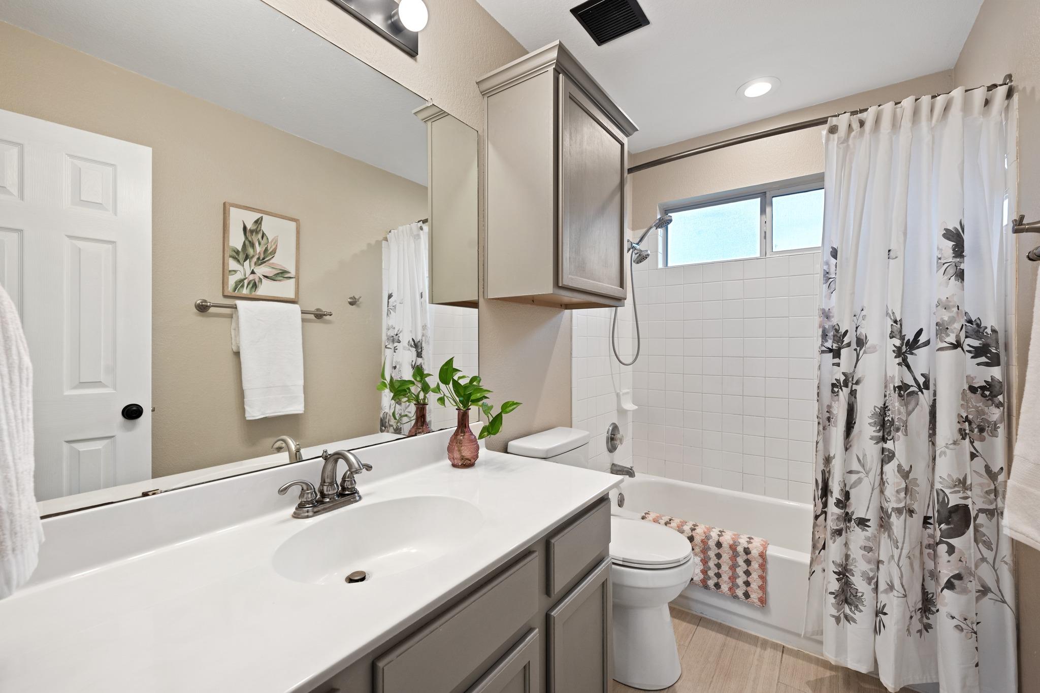 1408 Faustino Cv, Leander, TX 78641