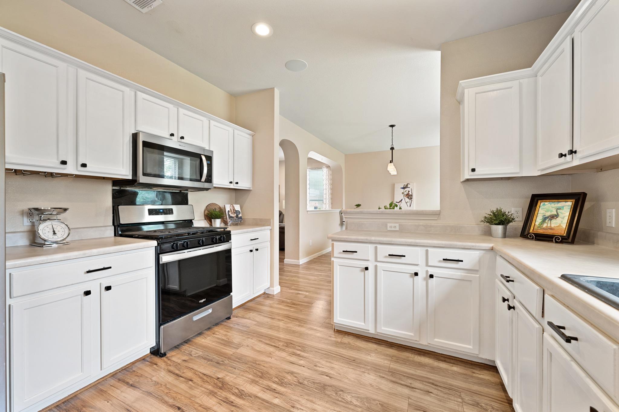 1408 Faustino Cv, Leander, TX 78641