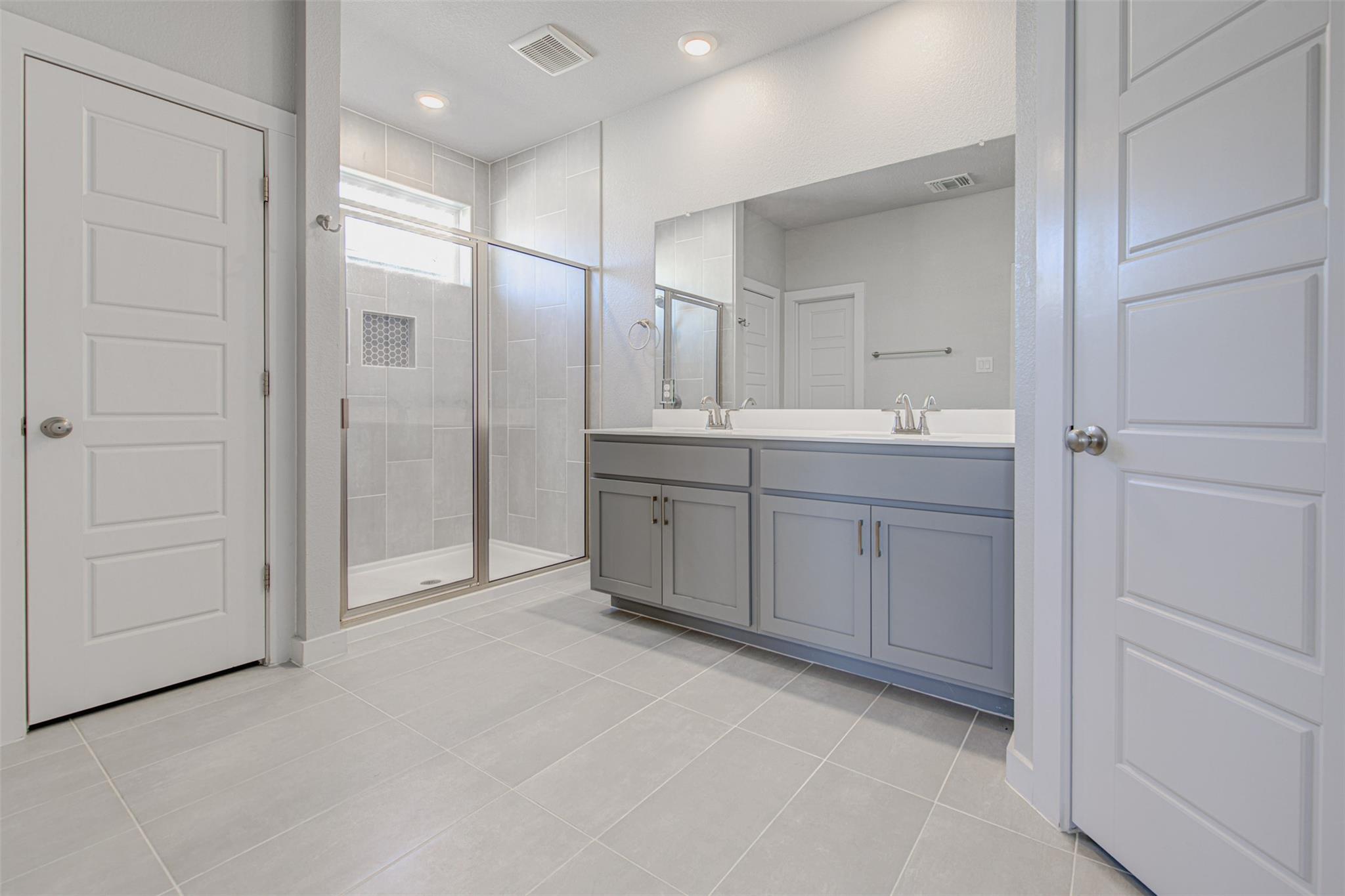 417 Ravens Crest Dr, Hutto, TX 78634